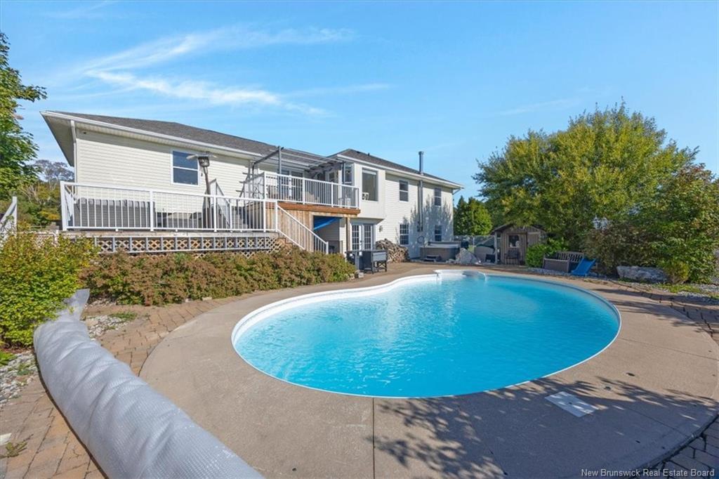 16 Darling Crt, Quispamsis, NB