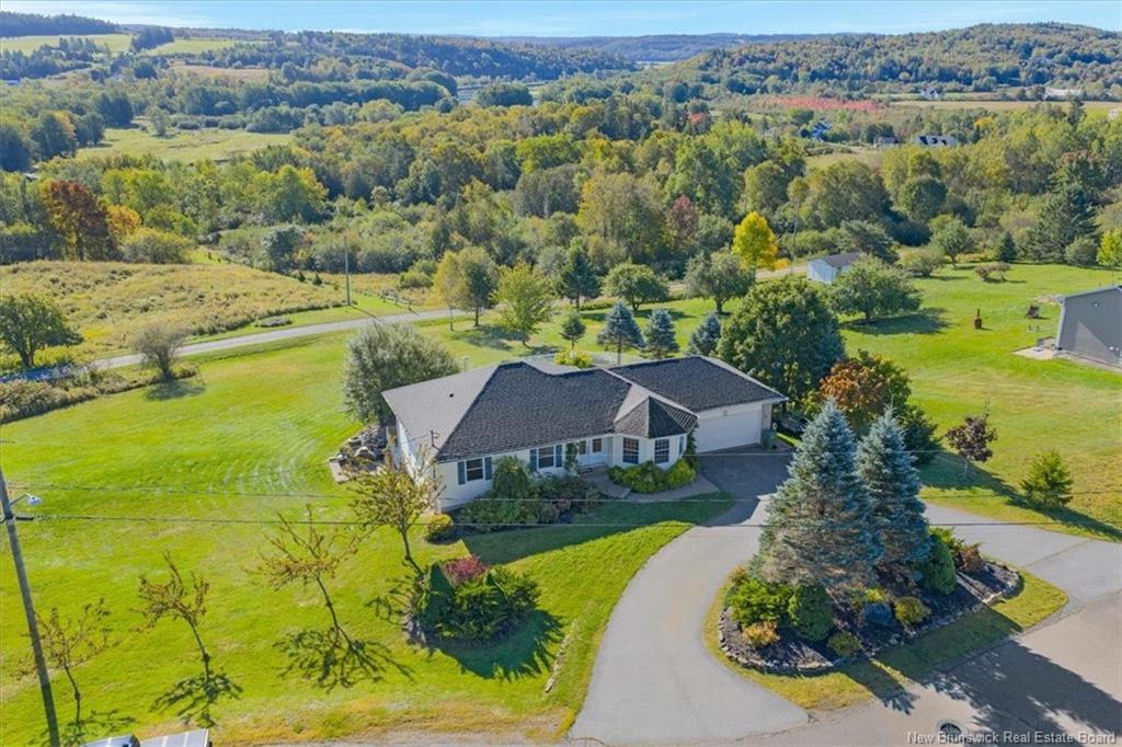 16 Darling Crt, Quispamsis, NB
