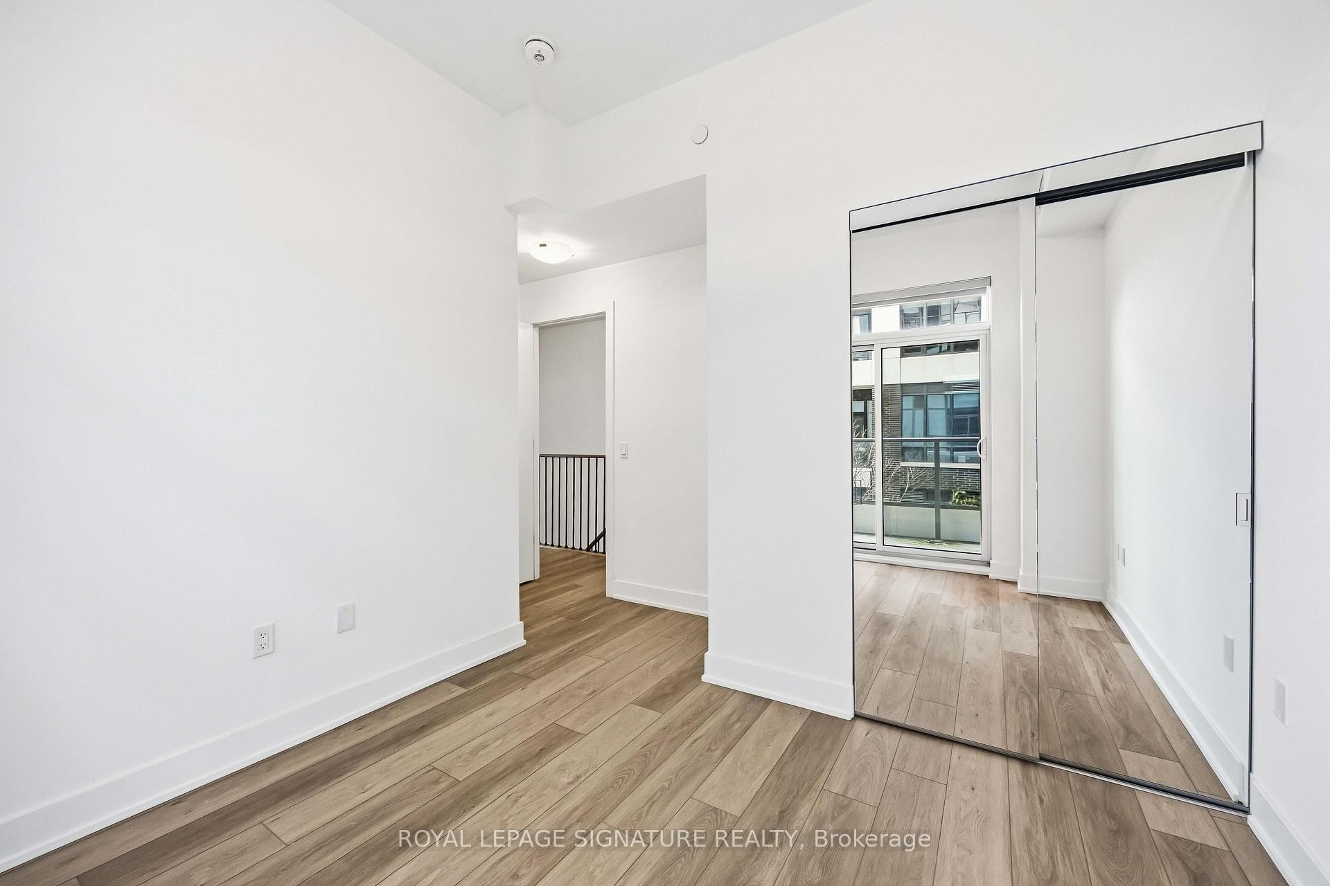 102-2 Teagarden Court N, Toronto, ON
