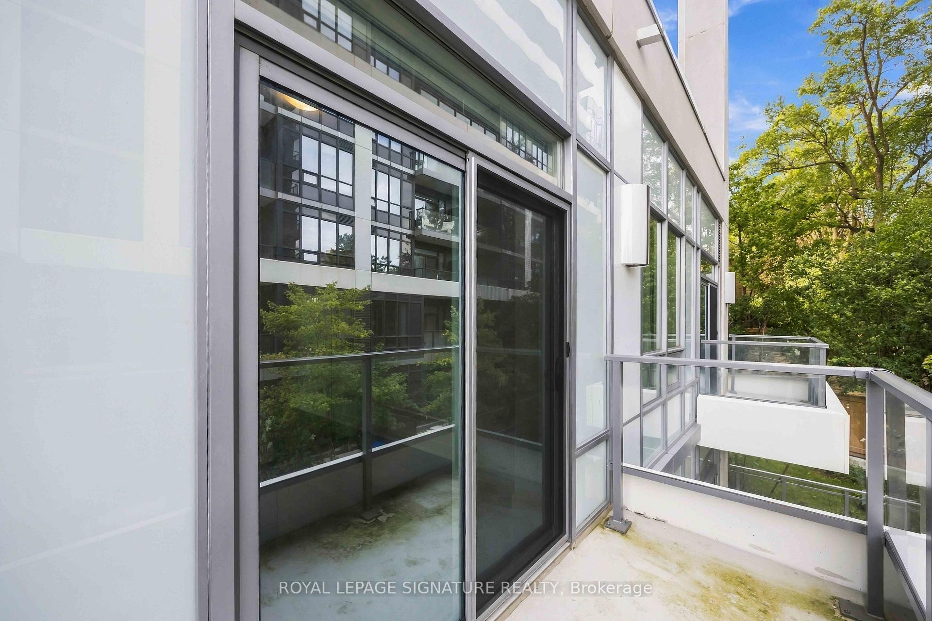102-2 Teagarden Court N, Toronto, ON