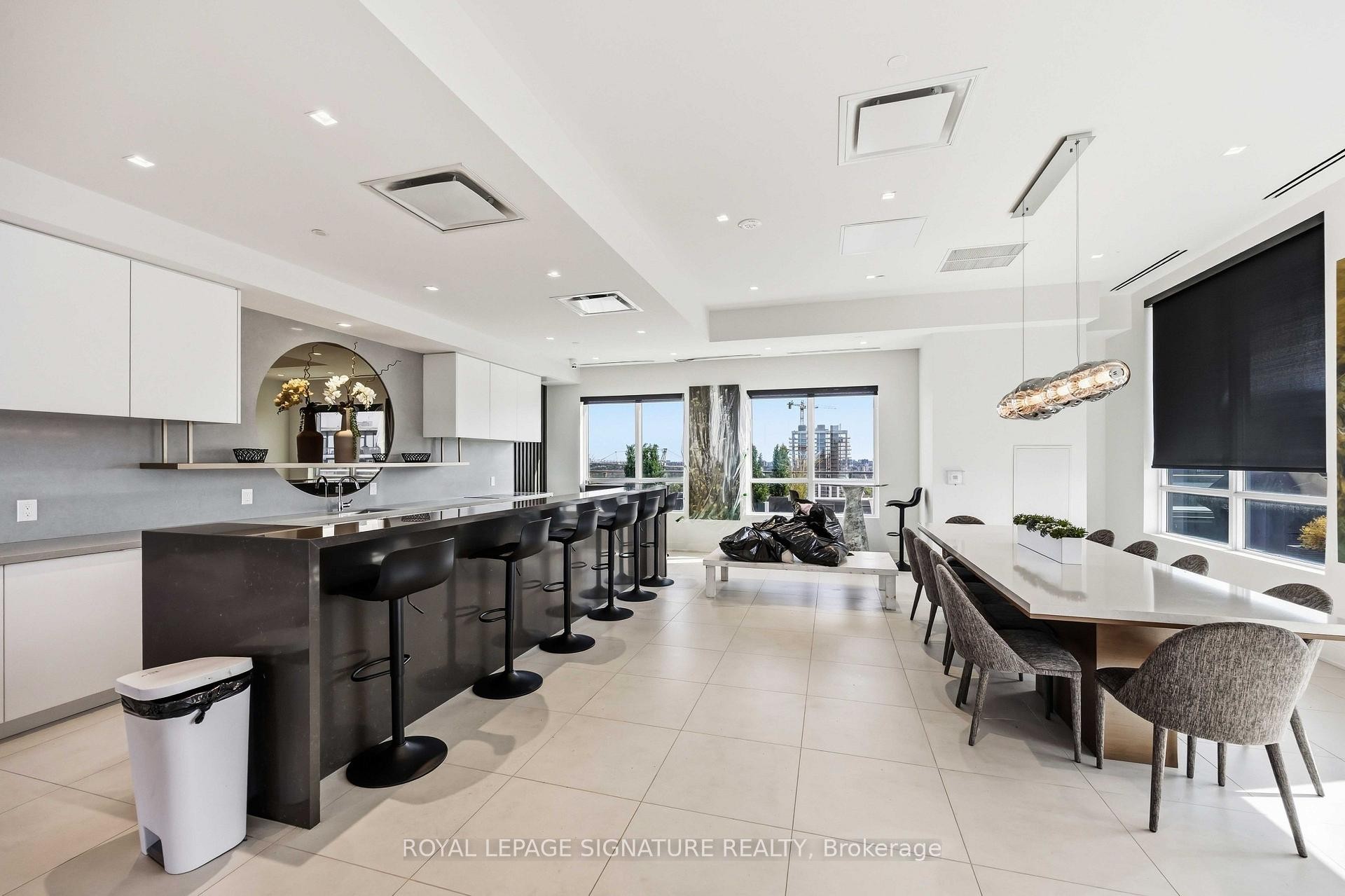 102-2 Teagarden Court N, Toronto, ON