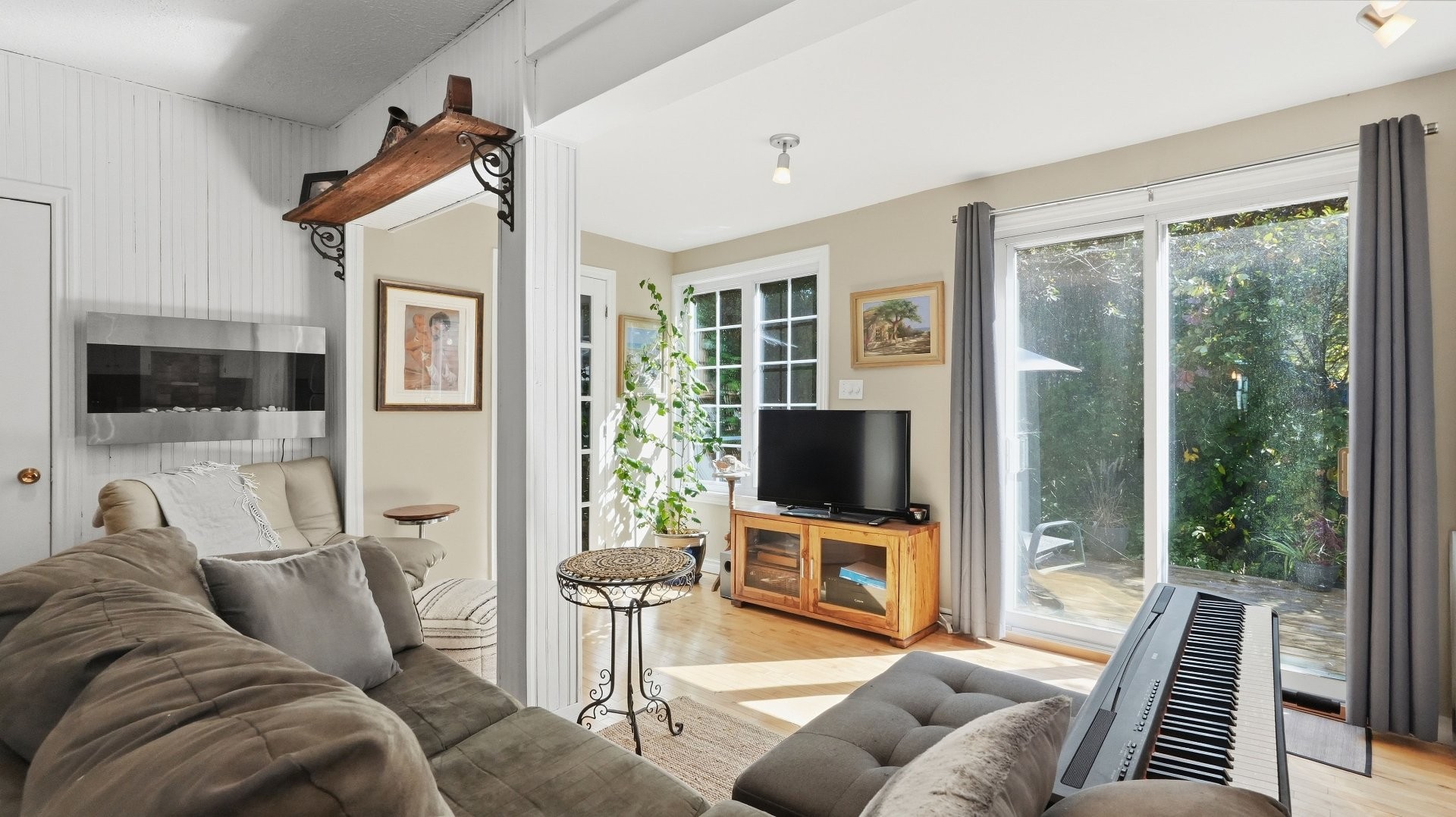 Living Room - 470 161E Rue, Saint-Georges, QC
