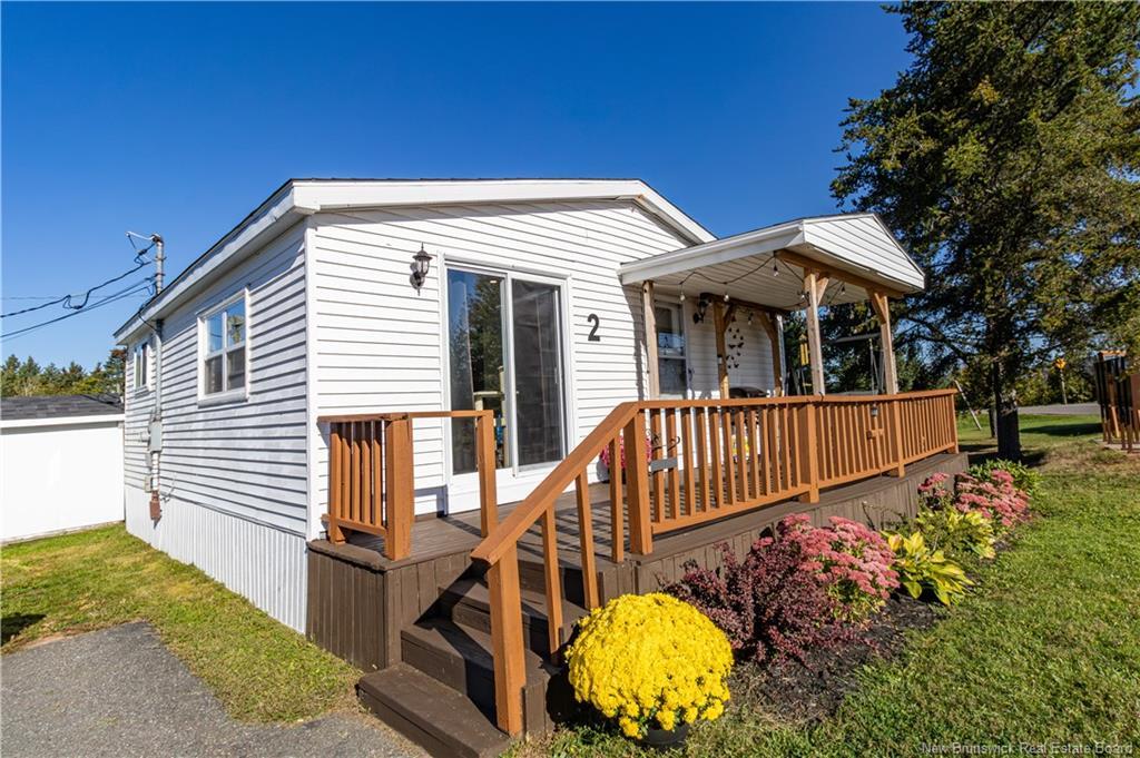 2 Orchard Cres, Picadilly, NB