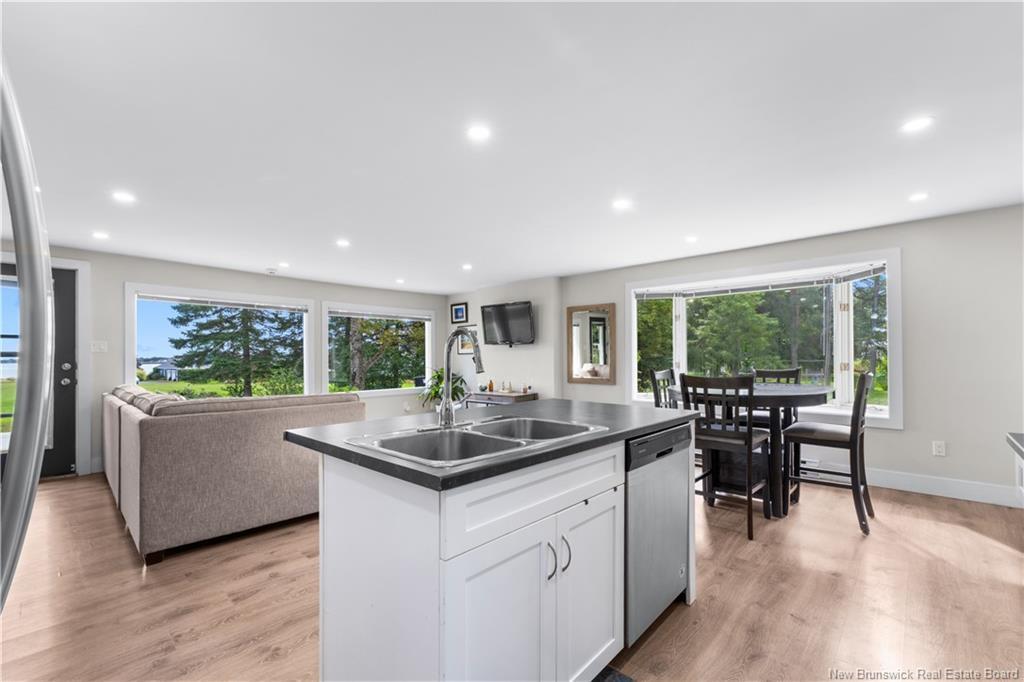 72 Hanington, Shediac Cape, NB