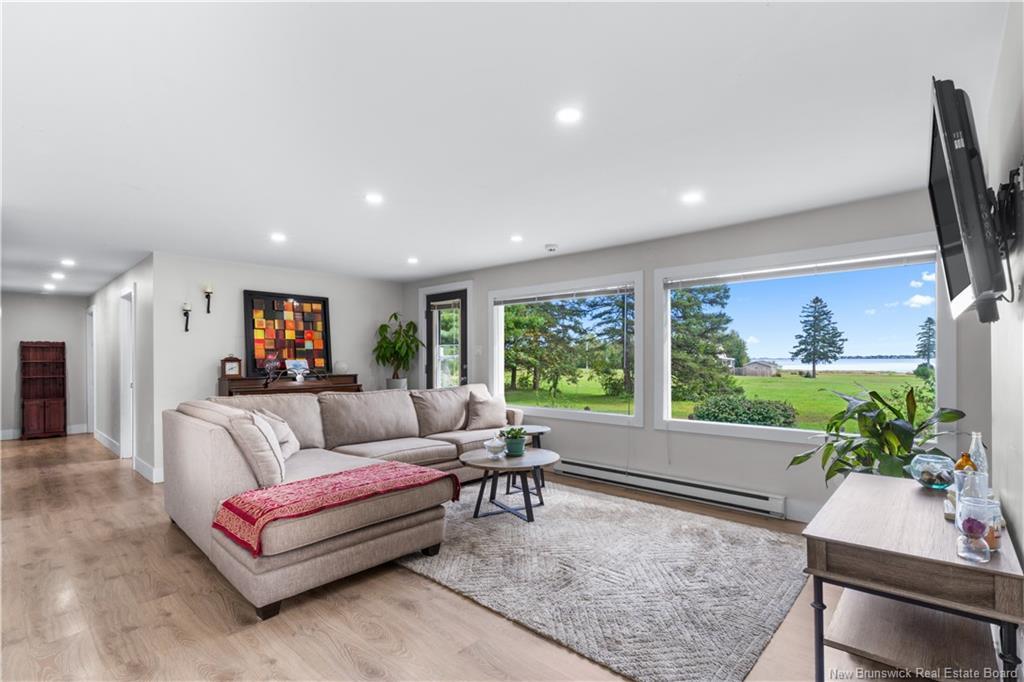 72 Hanington, Shediac Cape, NB