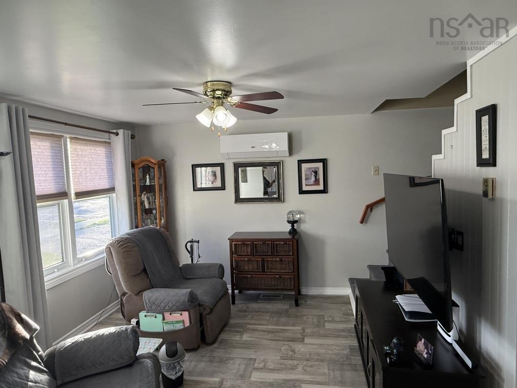 3569 Ellsworth Avenue, New Waterford, NS