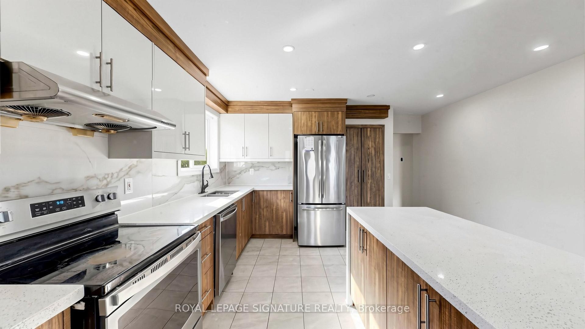 15 Gainsborough Road, Brampton, ON
