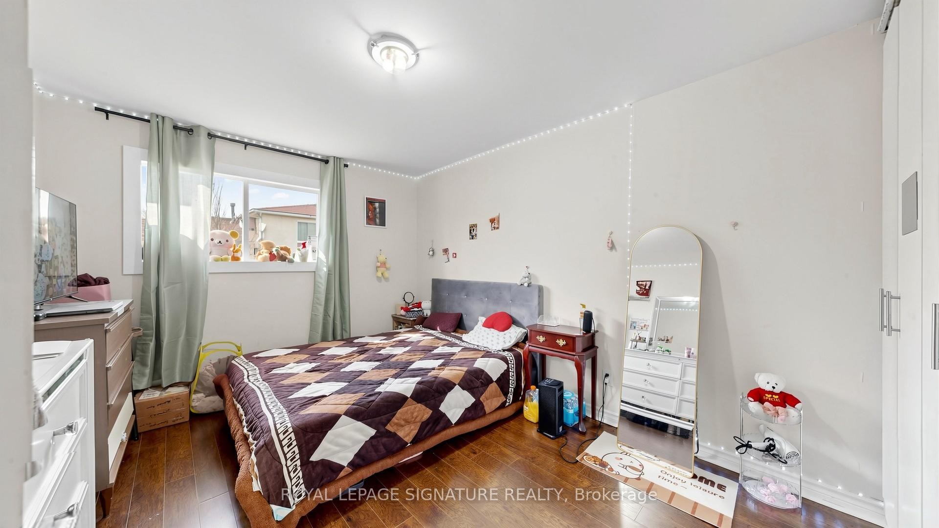 15 Gainsborough Road, Brampton, ON