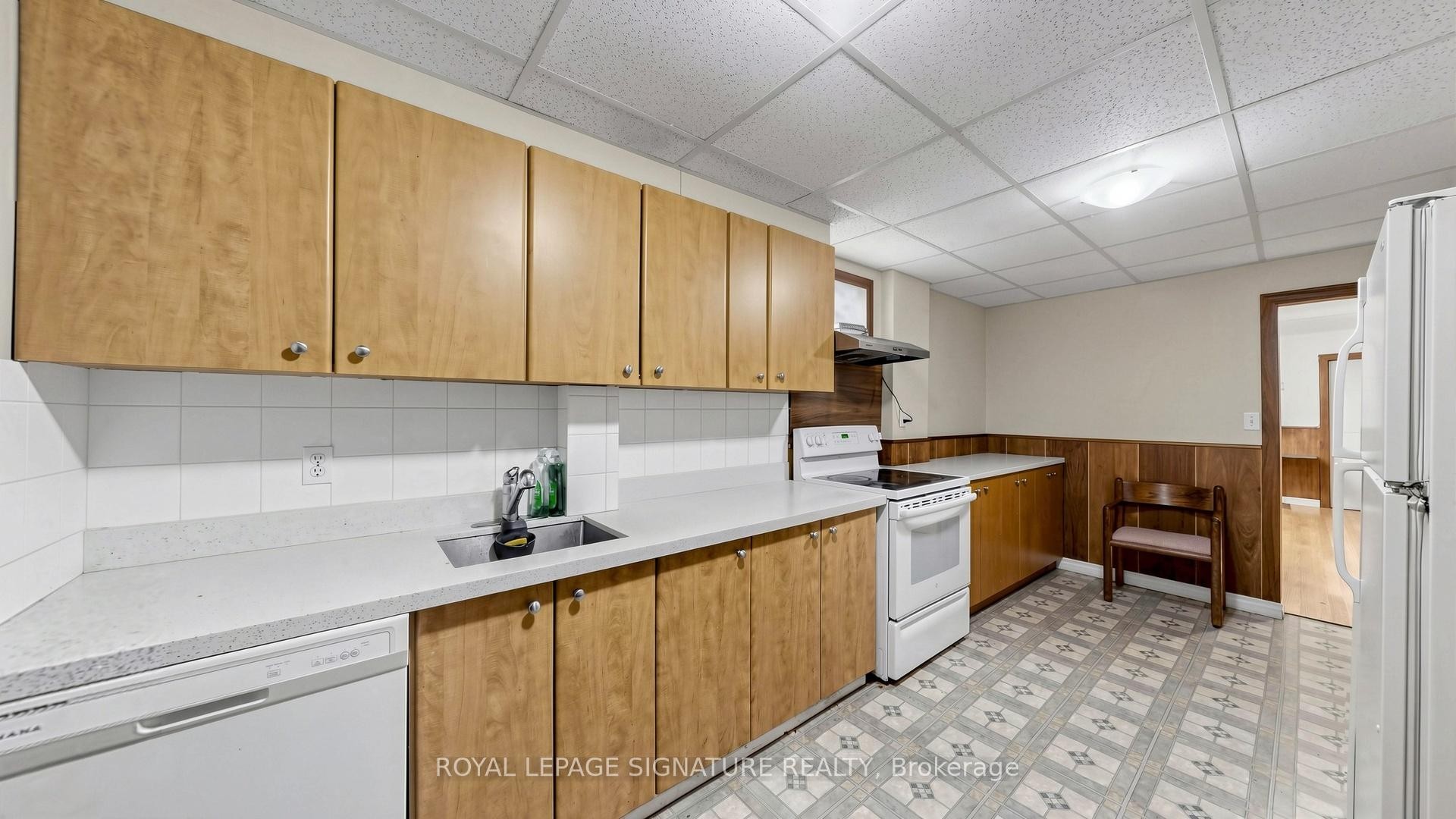 15 Gainsborough Road, Brampton, ON