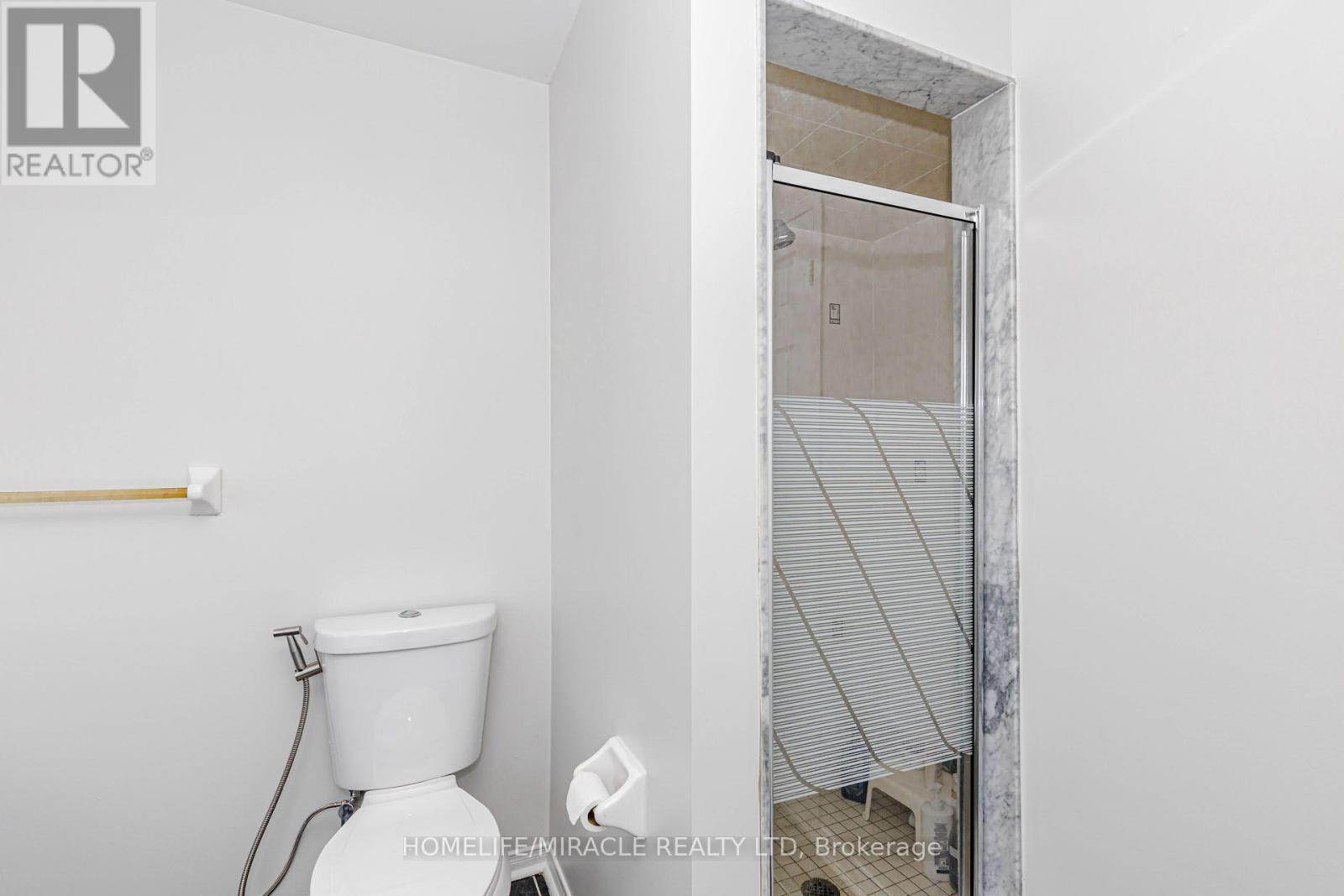 955 Bristol Road W, Mississauga, ON