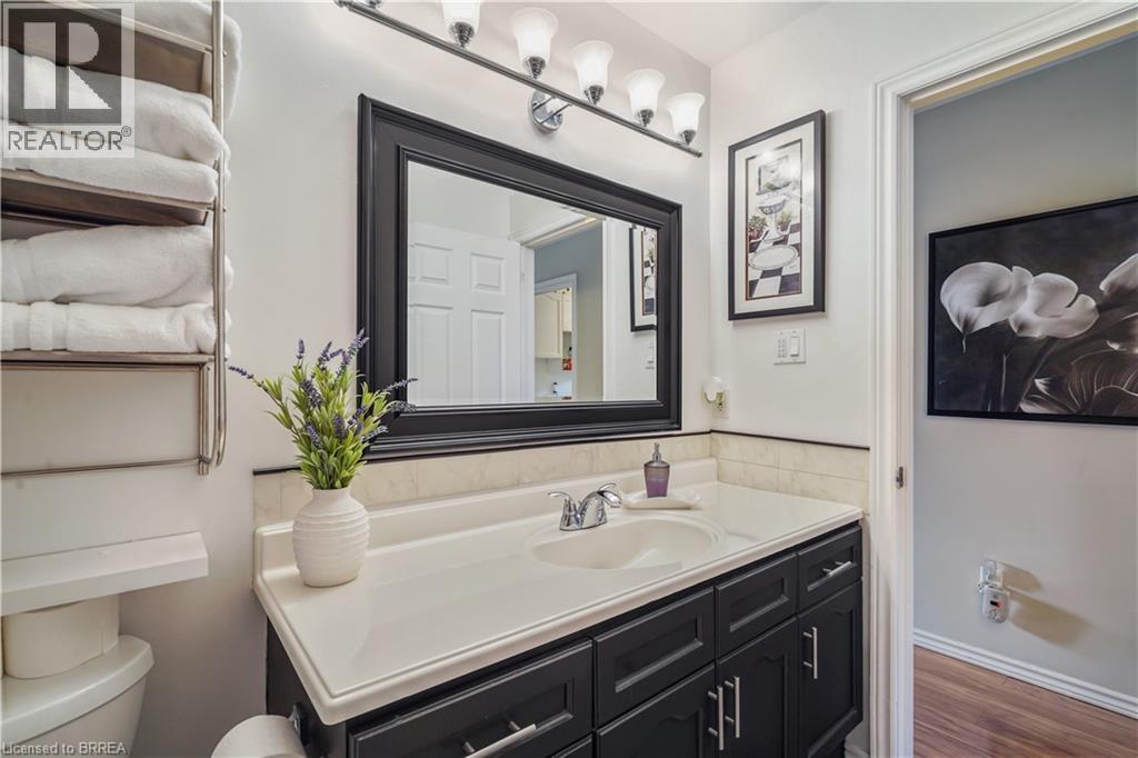 26 Macpherson Drive, Paris, ON