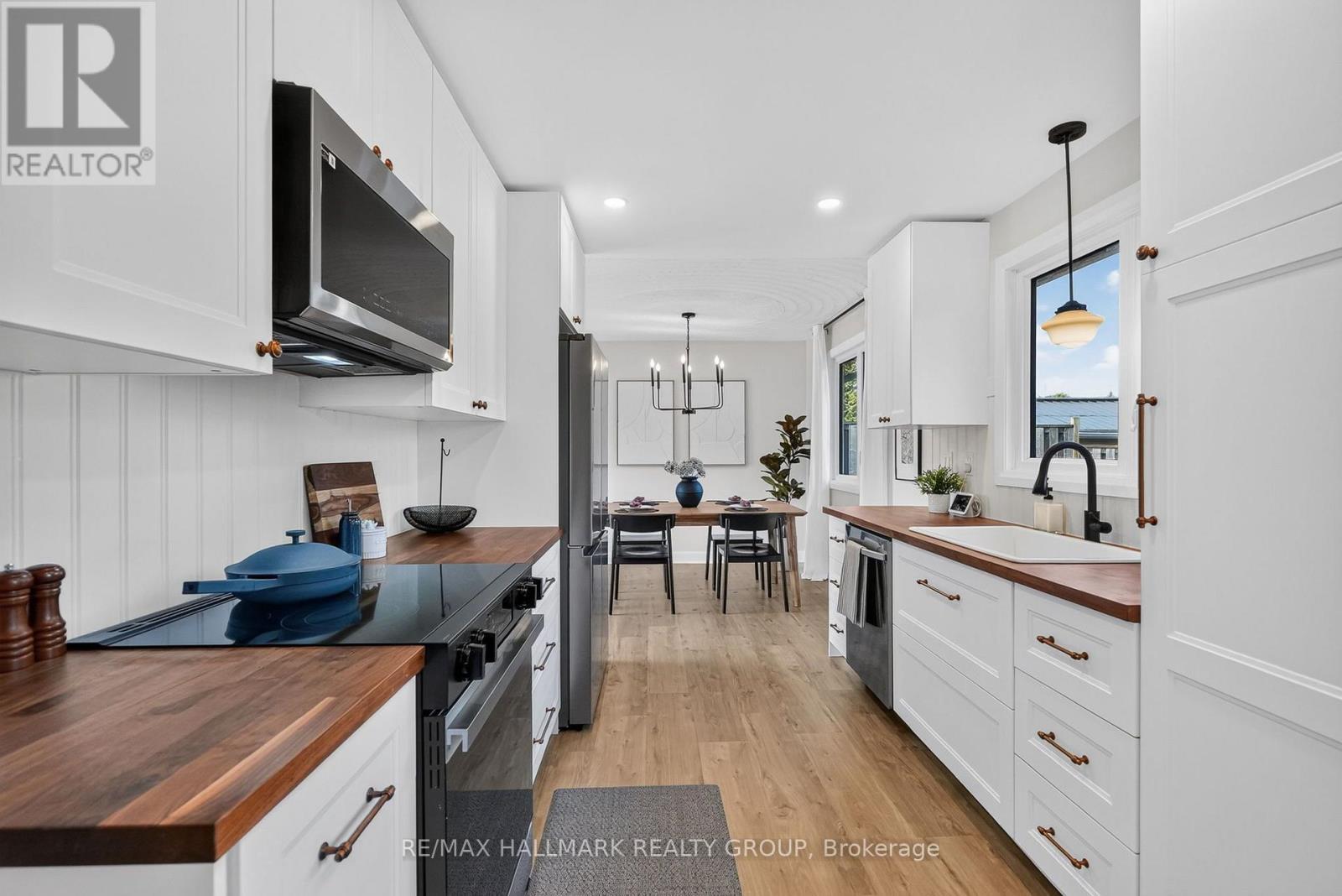 Stainless steel appliances - 181 Wellington Street, Carleton Place, ON