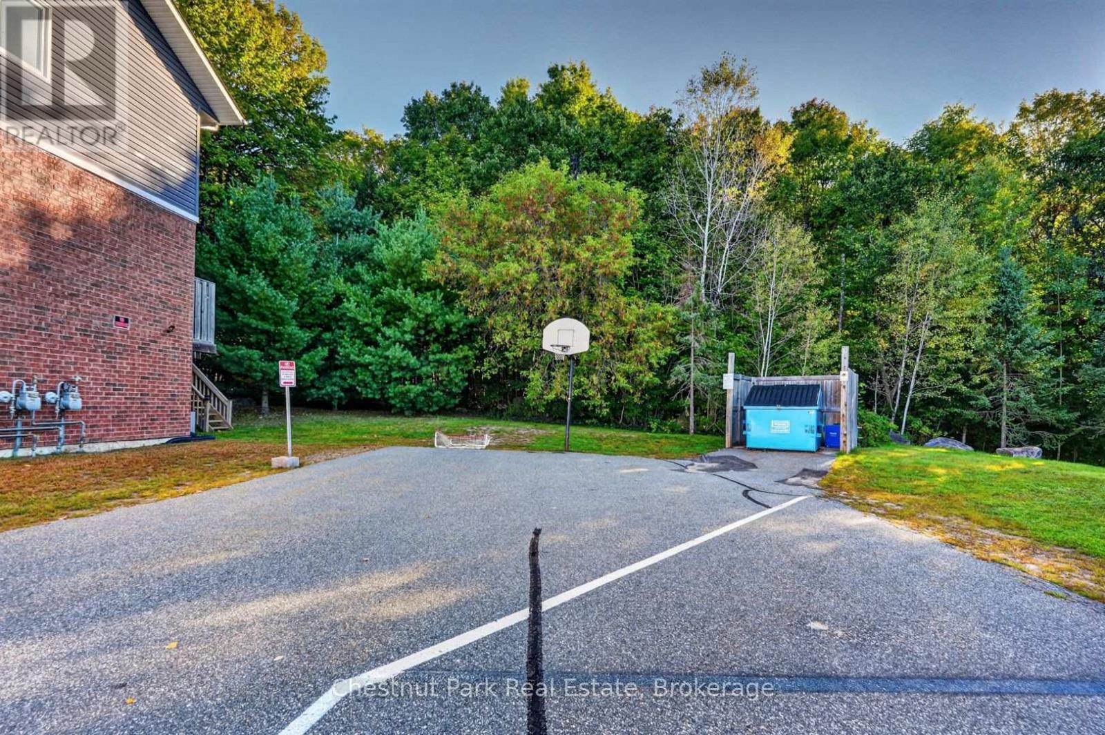 On-site garbage disposal - 1 - 37 Silver Street, Huntsville, ON