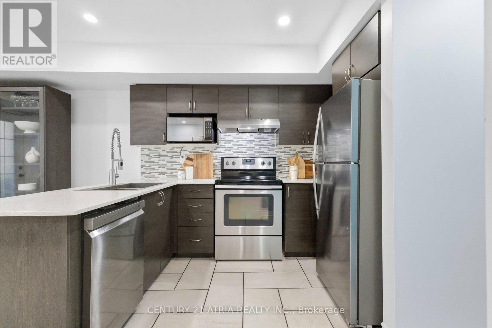 102 - 1483 Birchmount Road, Toronto, ON