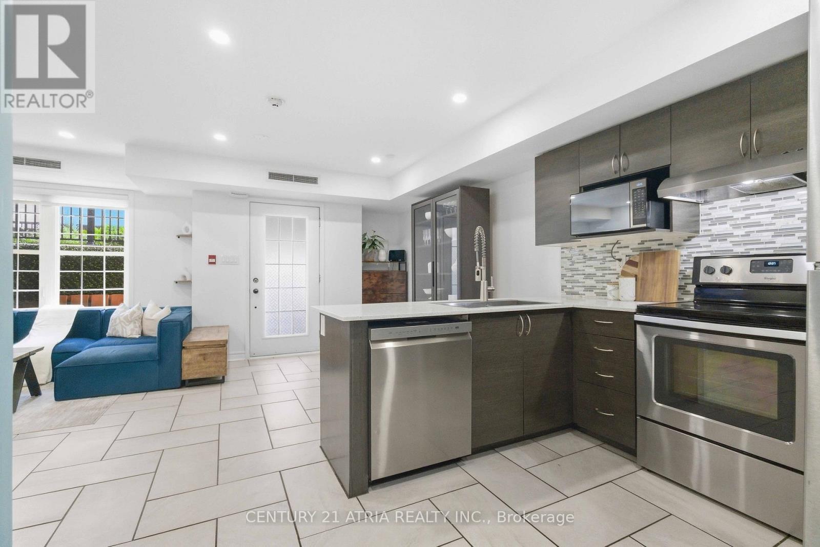 102 - 1483 Birchmount Road, Toronto, ON