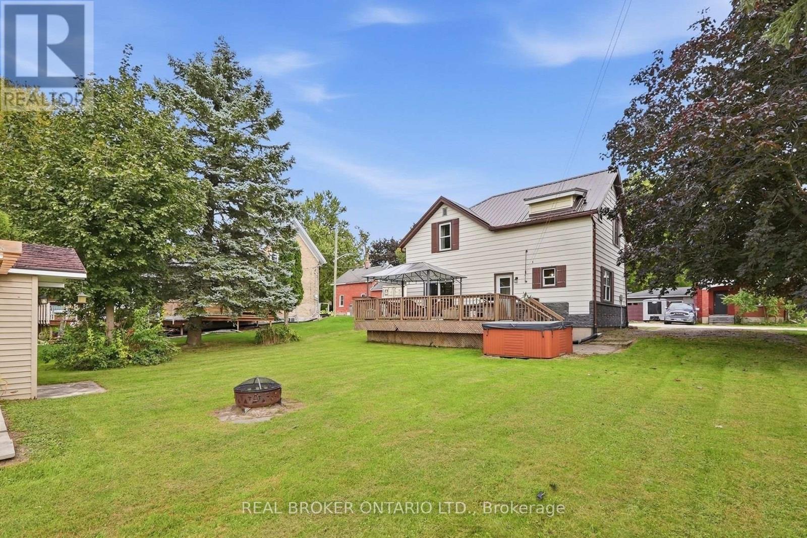 22 Temperance Street, Perth East, ON
