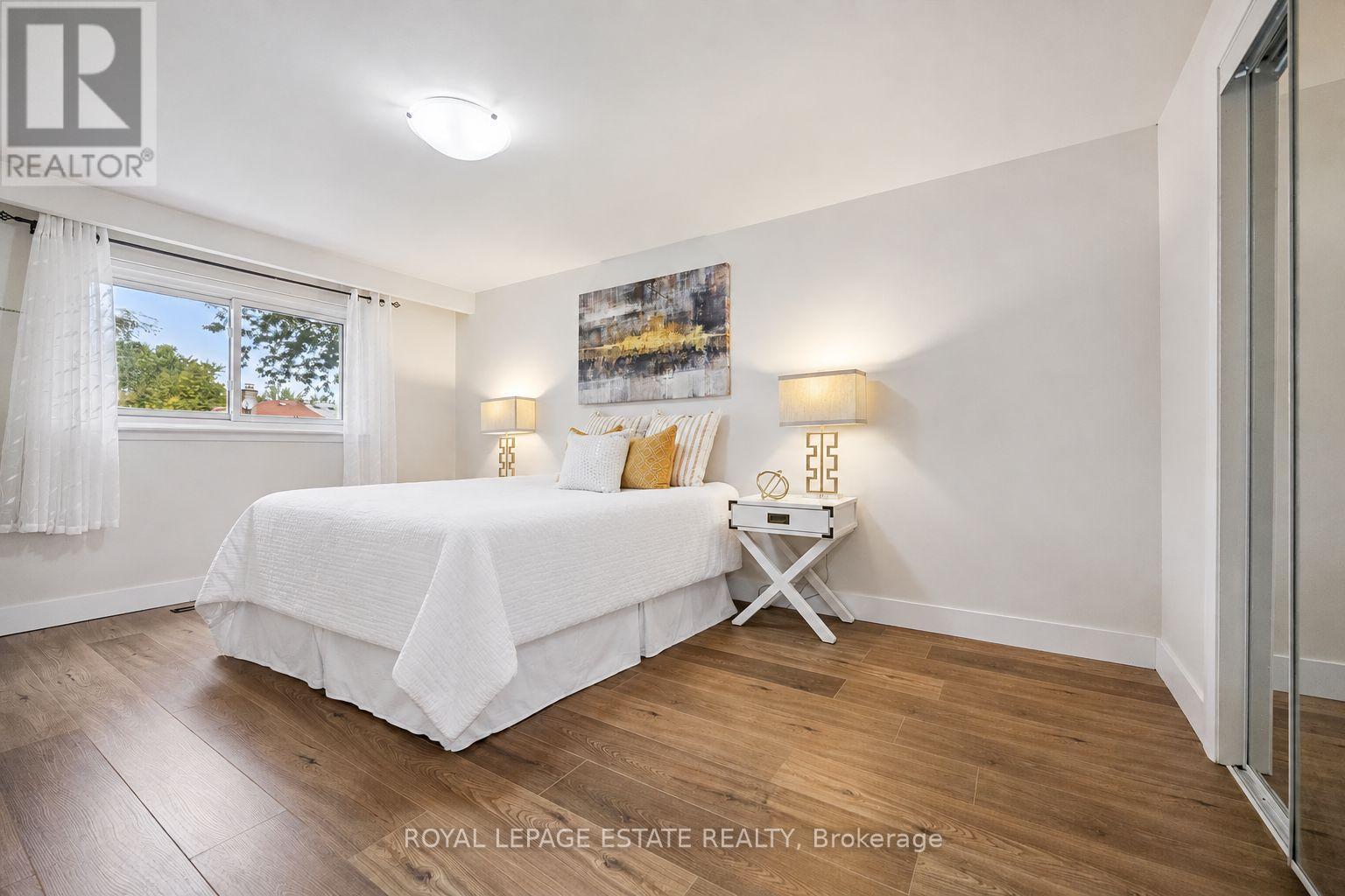 3325 Strabane Drive, Mississauga, ON