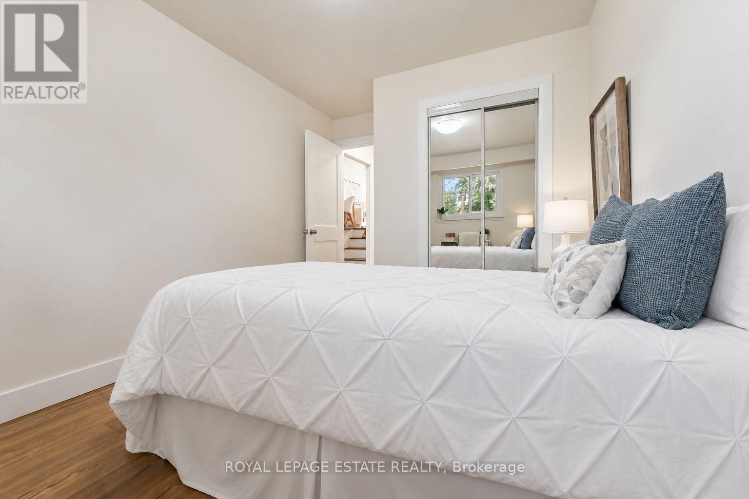 3325 Strabane Drive, Mississauga, ON