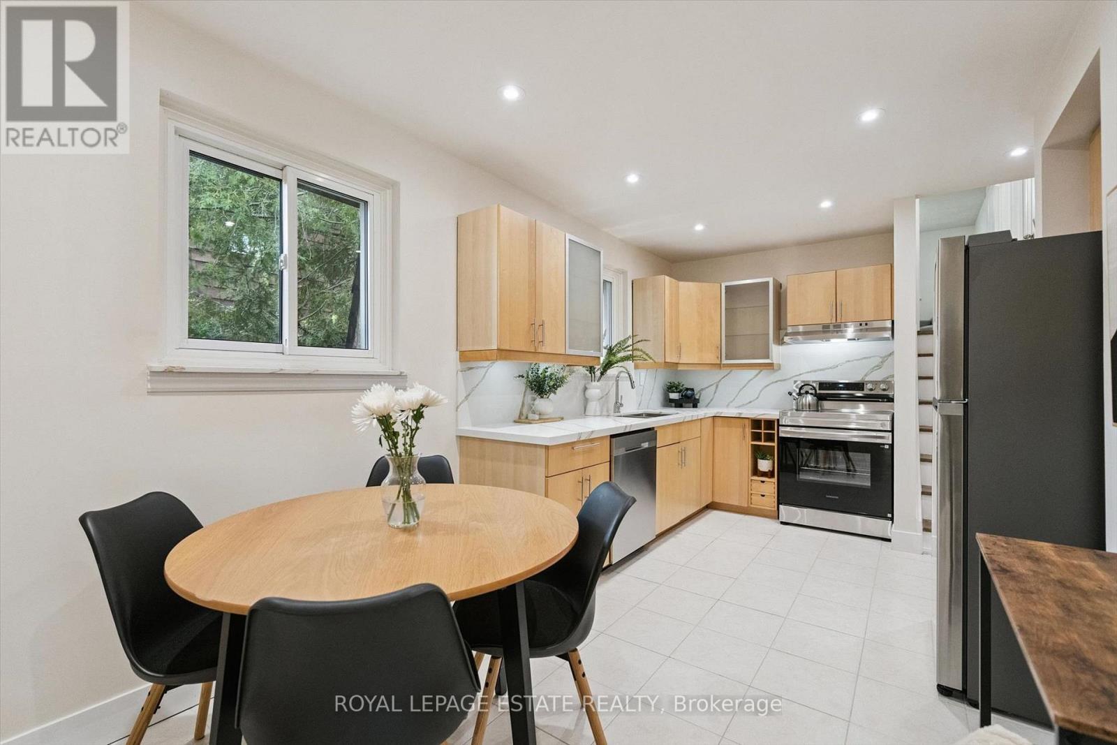 3325 Strabane Drive, Mississauga, ON