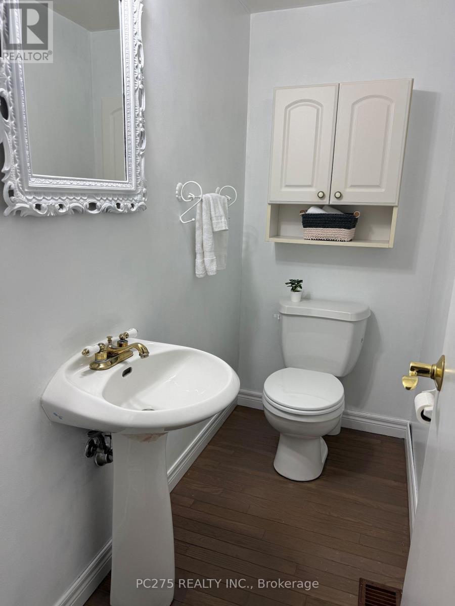 27 Sasha Crescent, London South (South X), ON