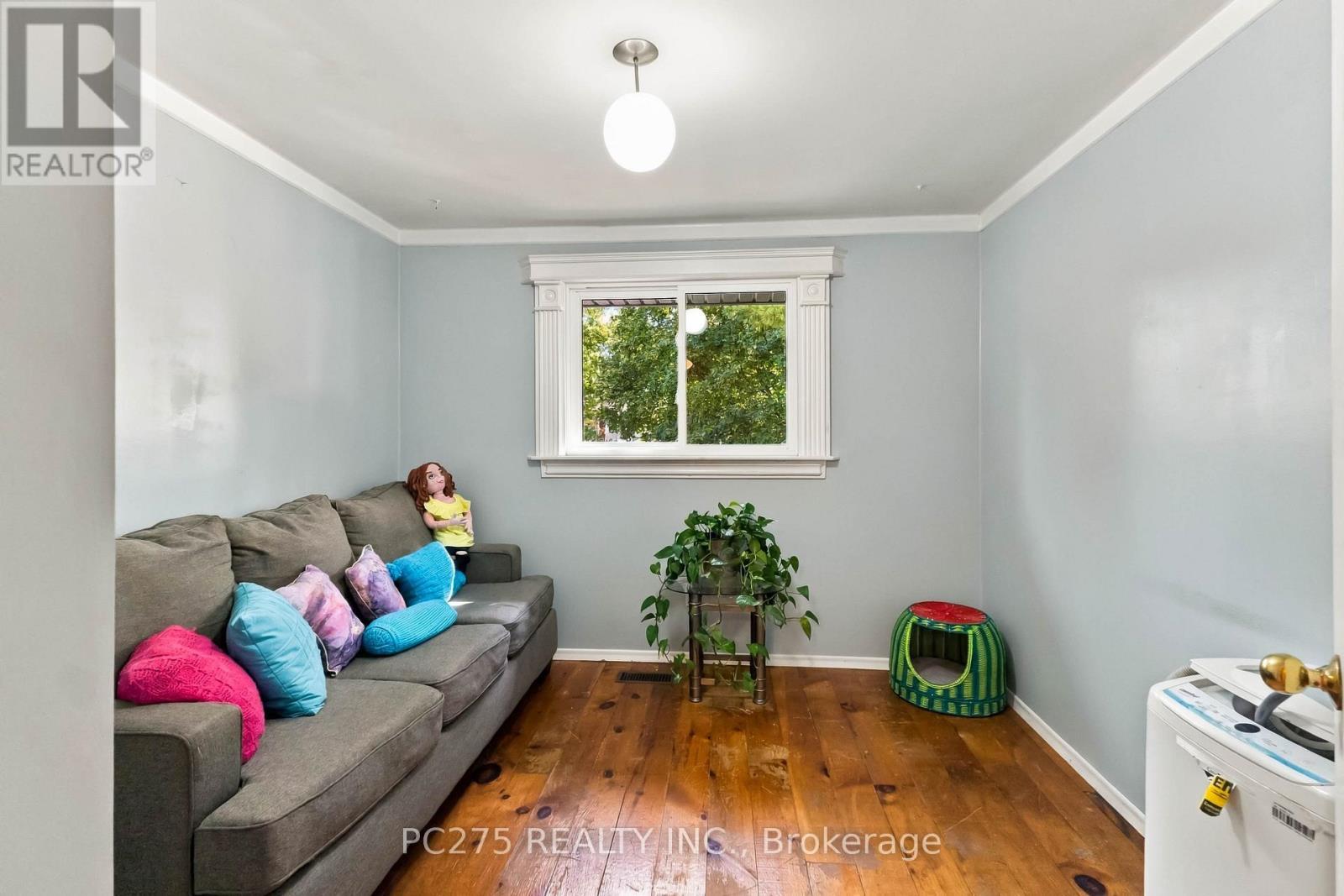 27 Sasha Crescent, London South (South X), ON