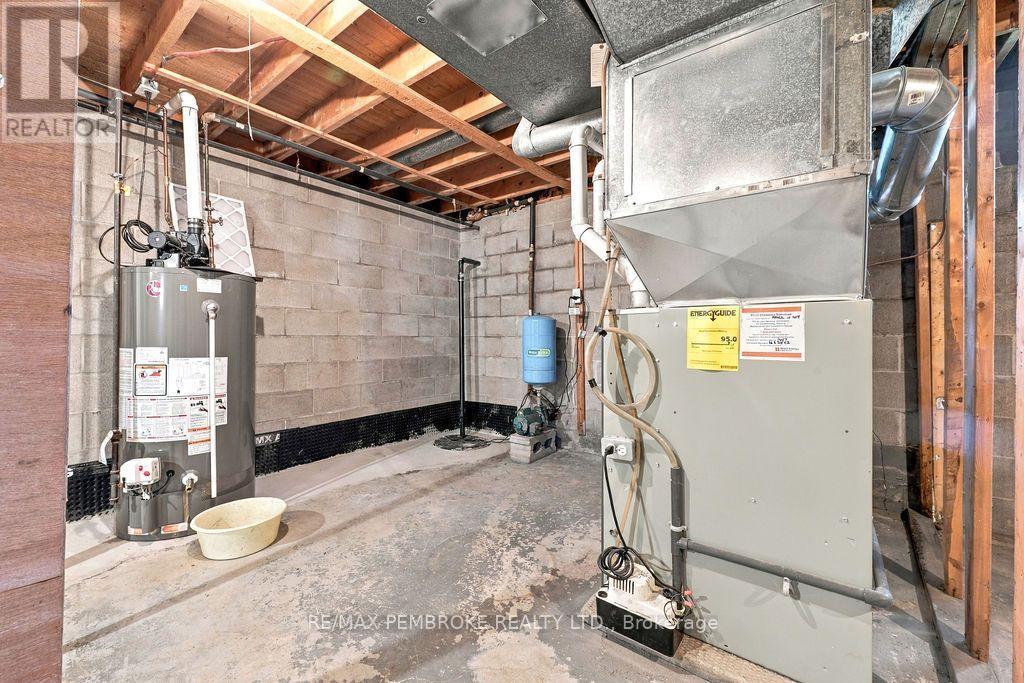 Affordable gas heat and hot water - 774 Pinegrove Crescent, Petawawa, ON