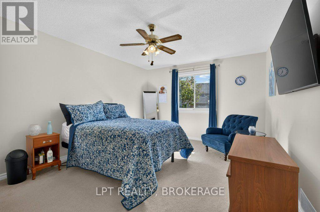 401 Waterloo Drive, Kingston (East Gardiners Rd), ON