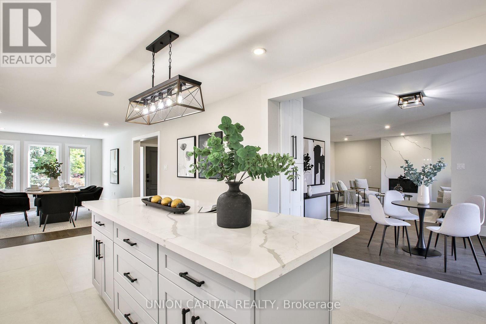 42 Bambi Crescent, Georgina, ON