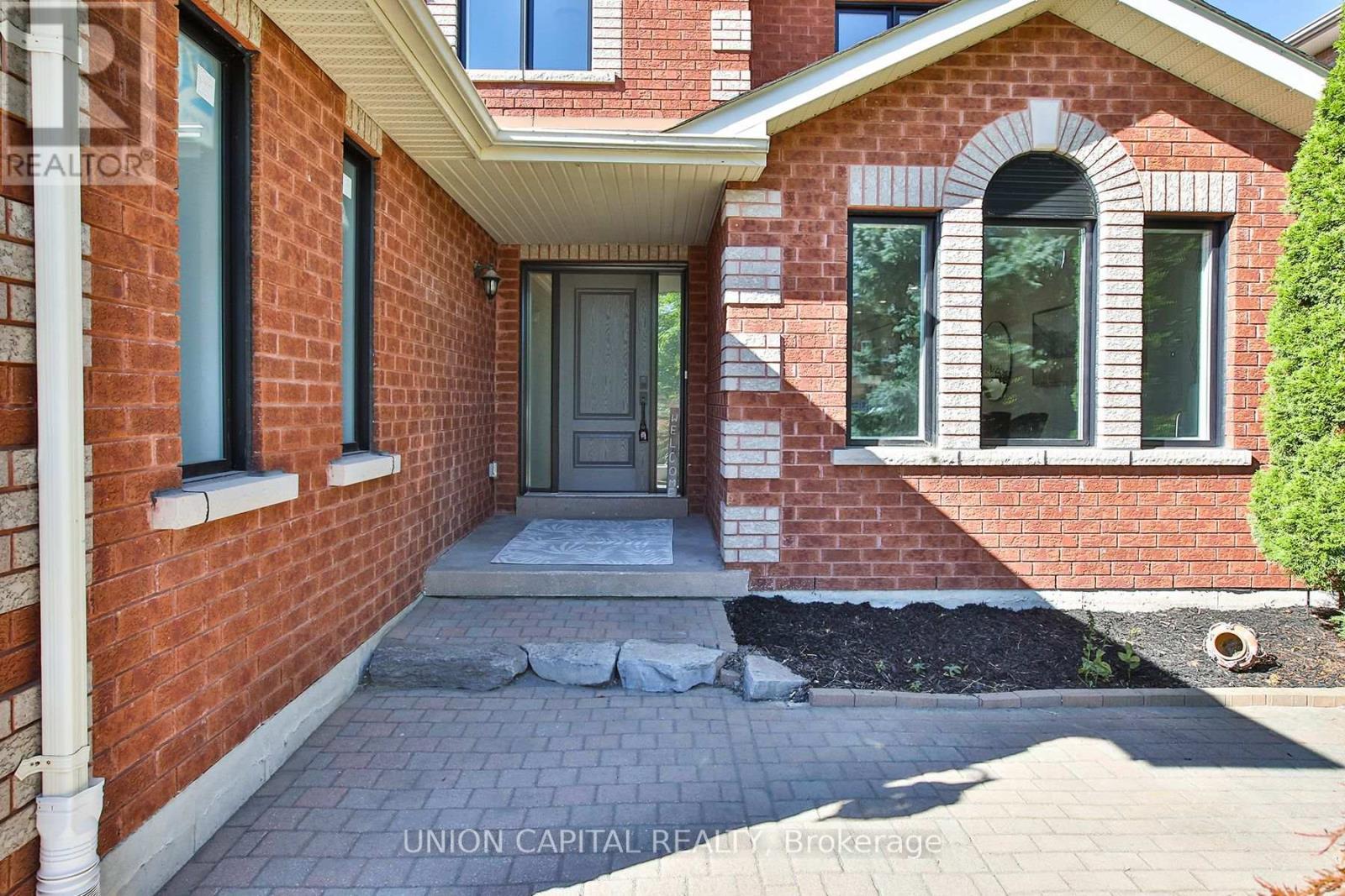 42 Bambi Crescent, Georgina, ON