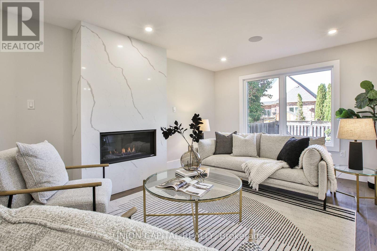 42 Bambi Crescent, Georgina, ON