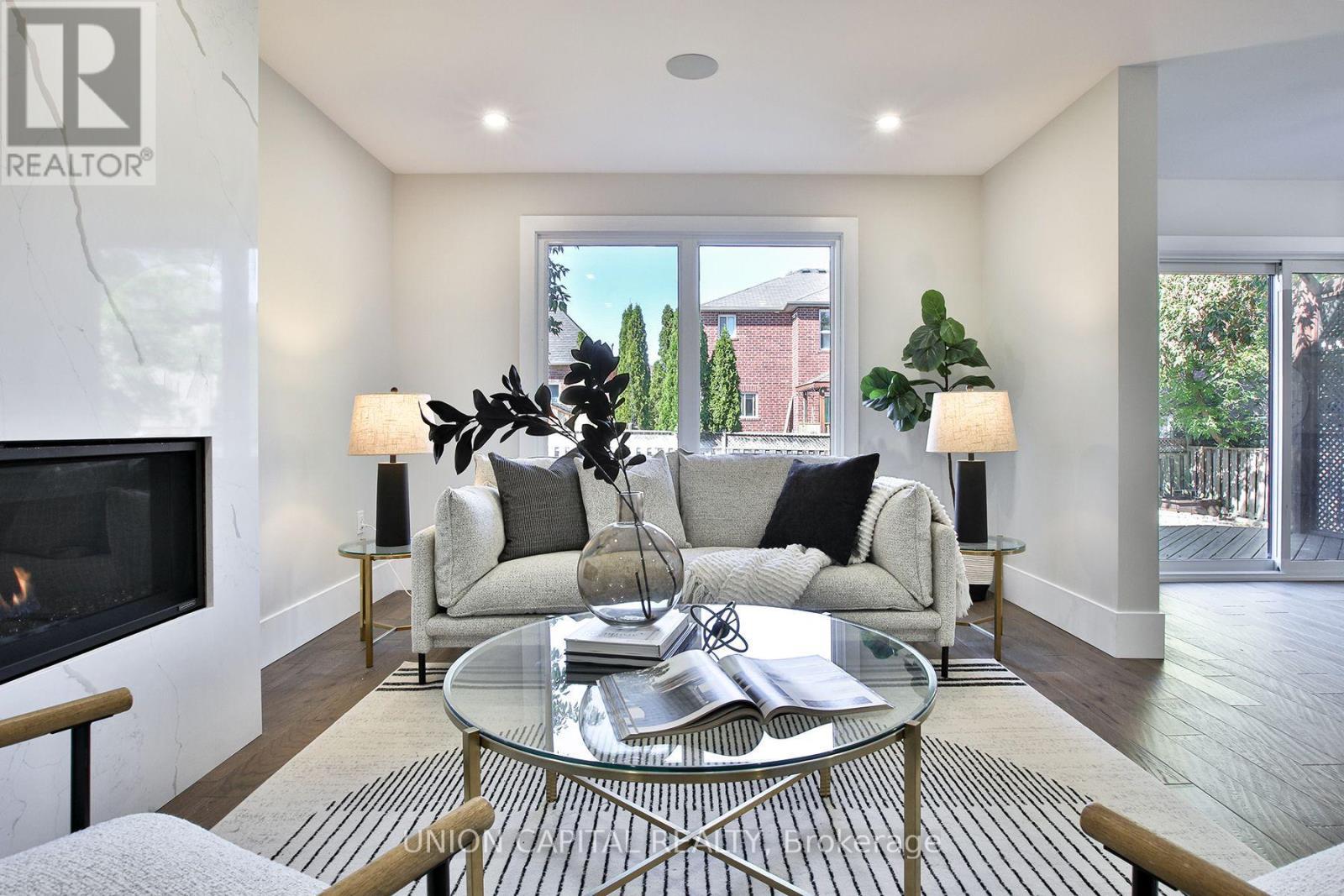 42 Bambi Crescent, Georgina, ON