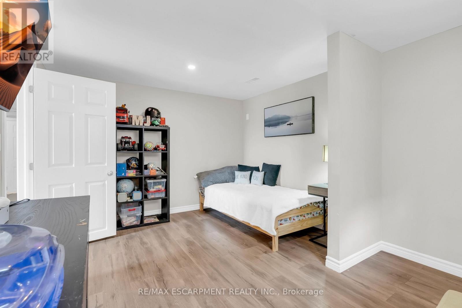21 Kidd Avenue, Quinte West, ON