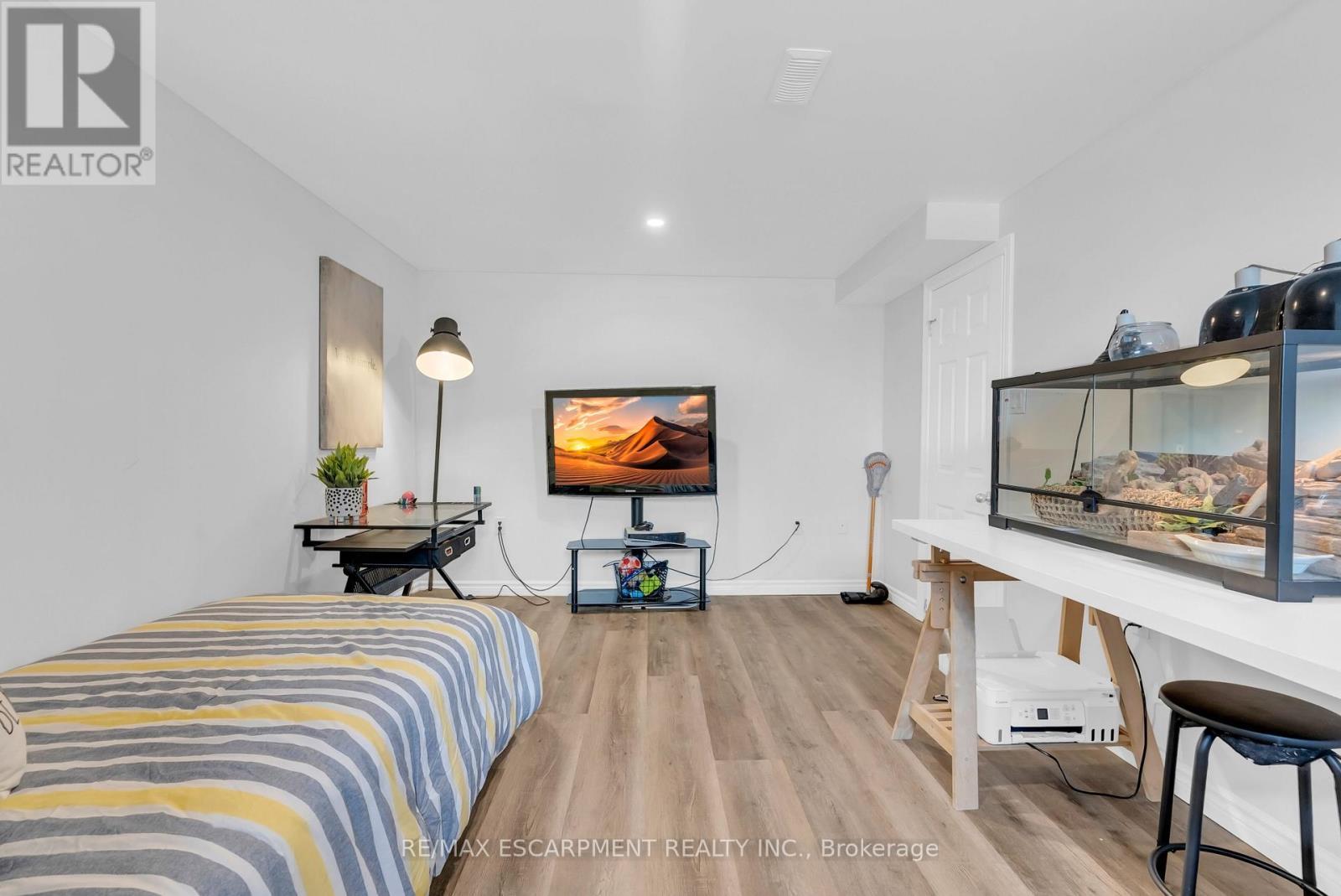 21 Kidd Avenue, Quinte West, ON