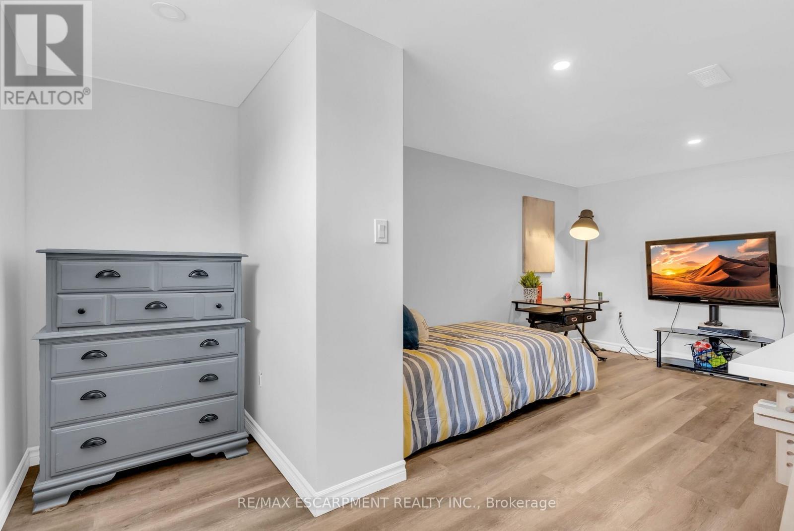 21 Kidd Avenue, Quinte West, ON