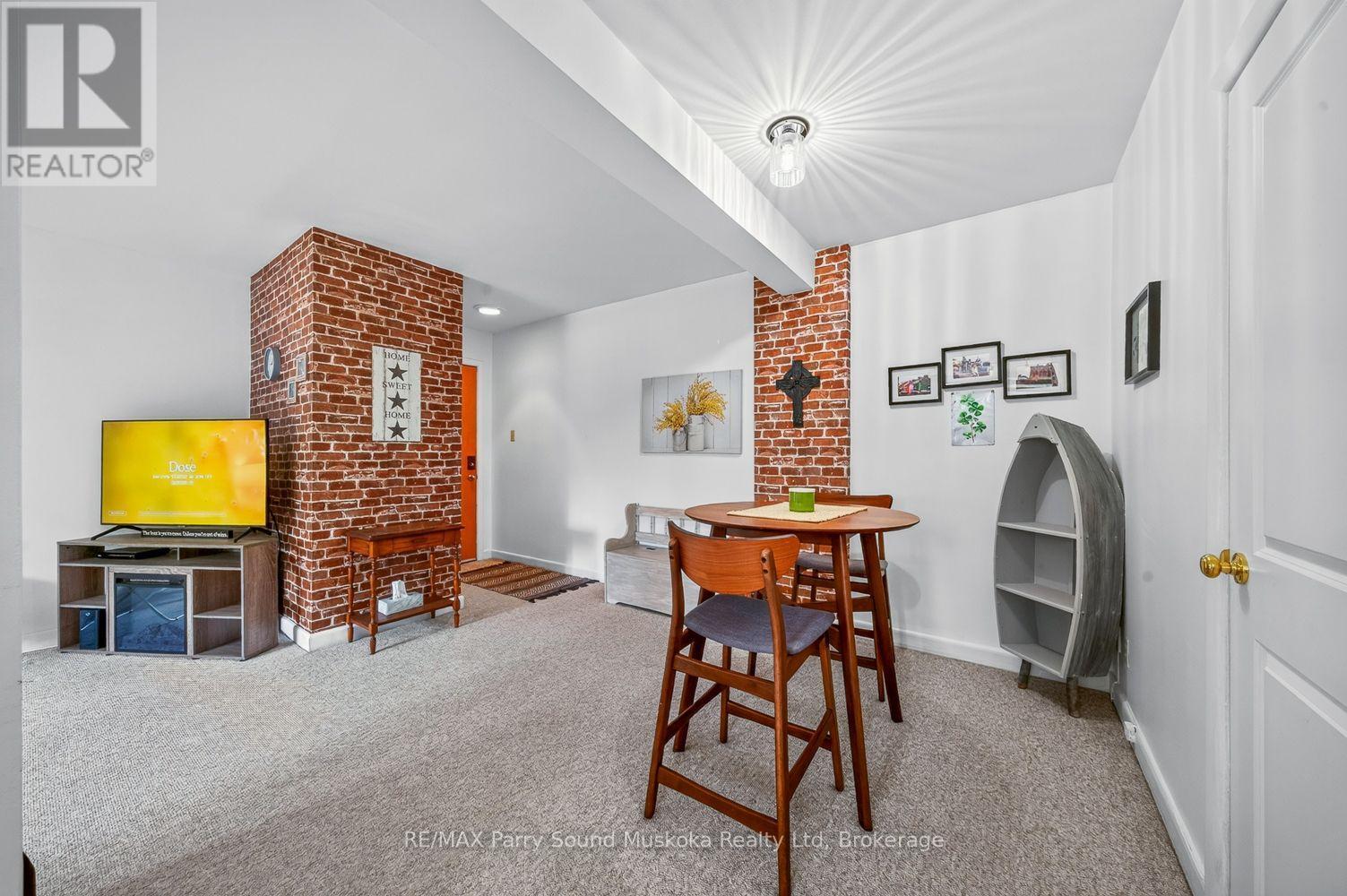 6 - 118 Isabella Street, Parry Sound, ON