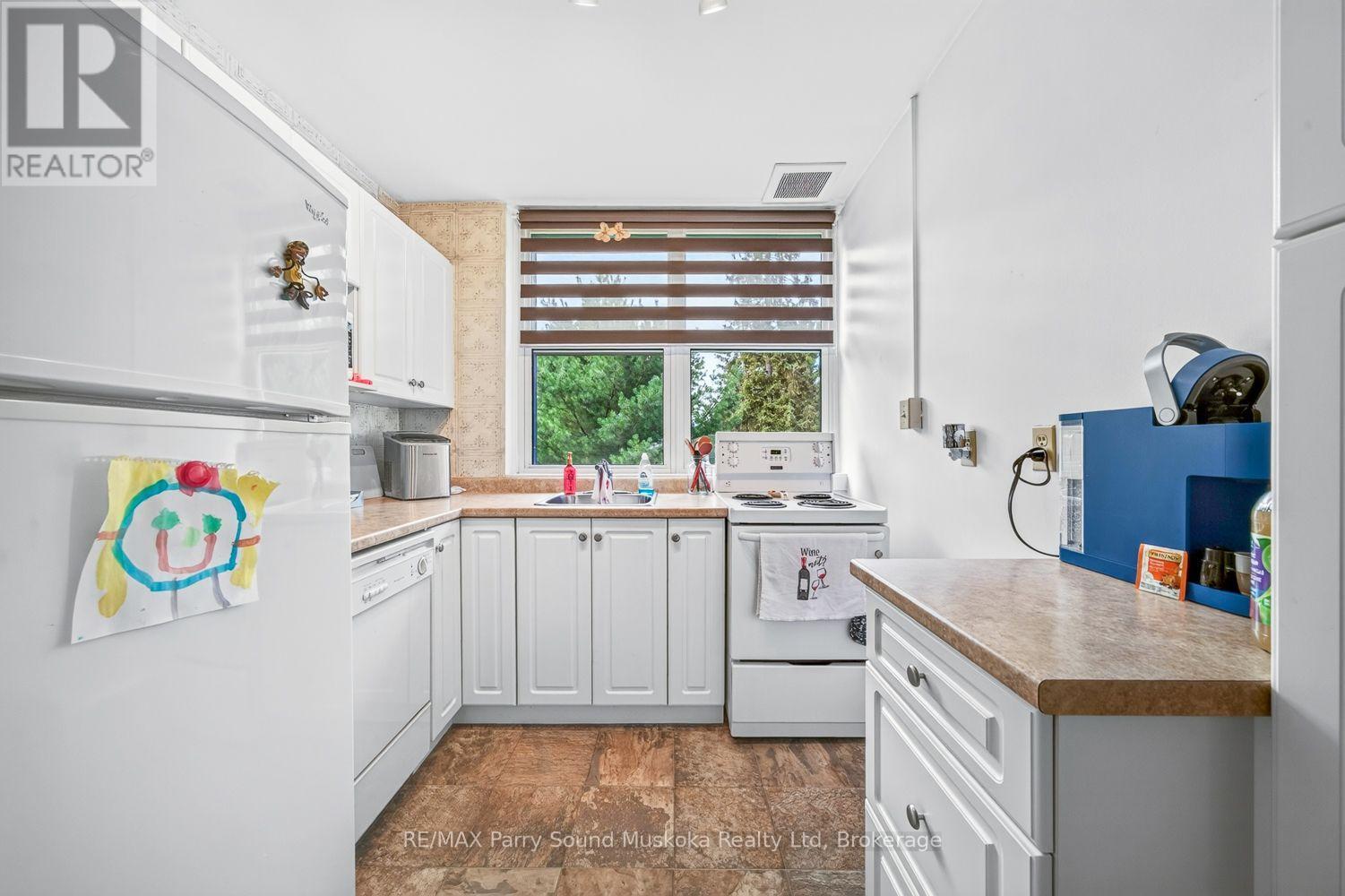 6 - 118 Isabella Street, Parry Sound, ON