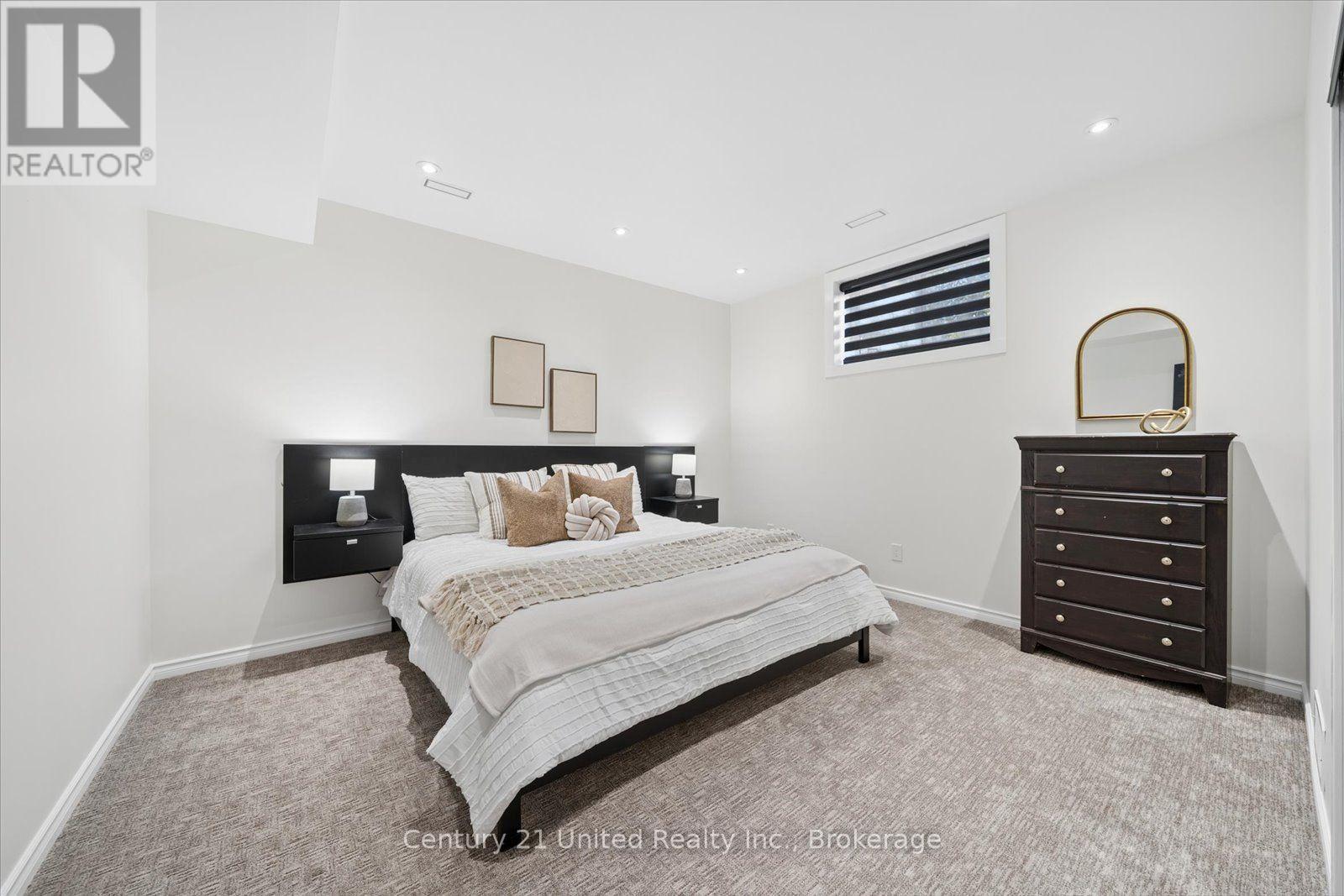 144 Wallis Drive, Peterborough (Monaghan Ward 2), ON