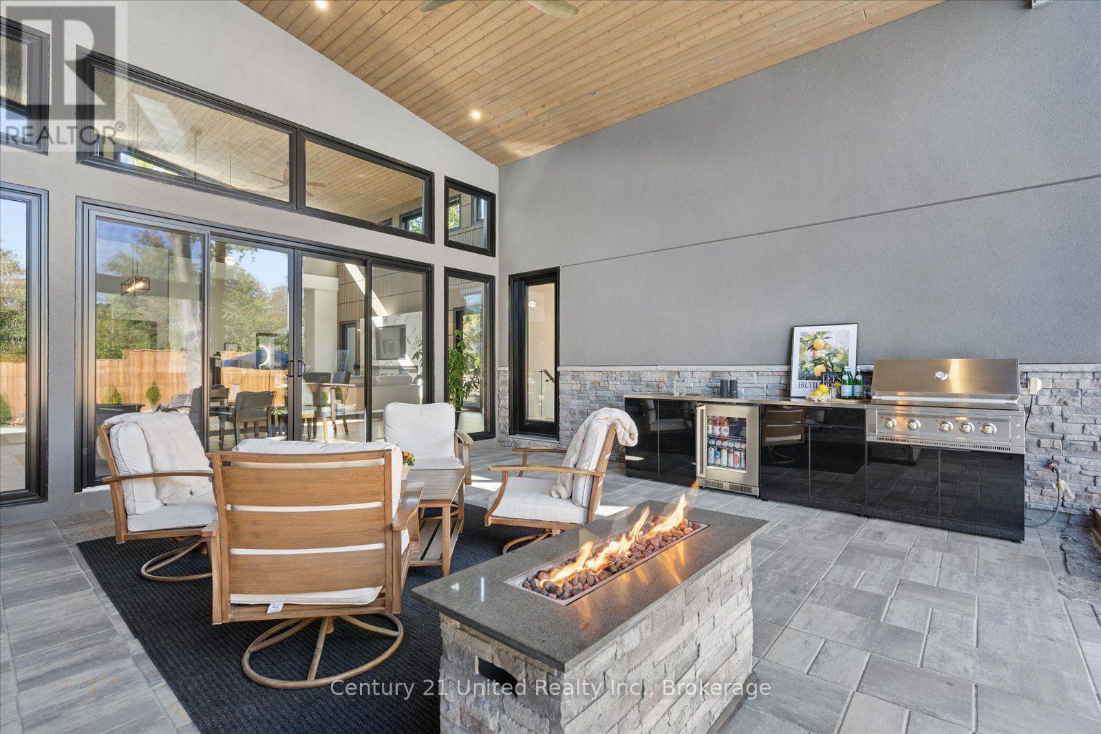 144 Wallis Drive, Peterborough (Monaghan Ward 2), ON