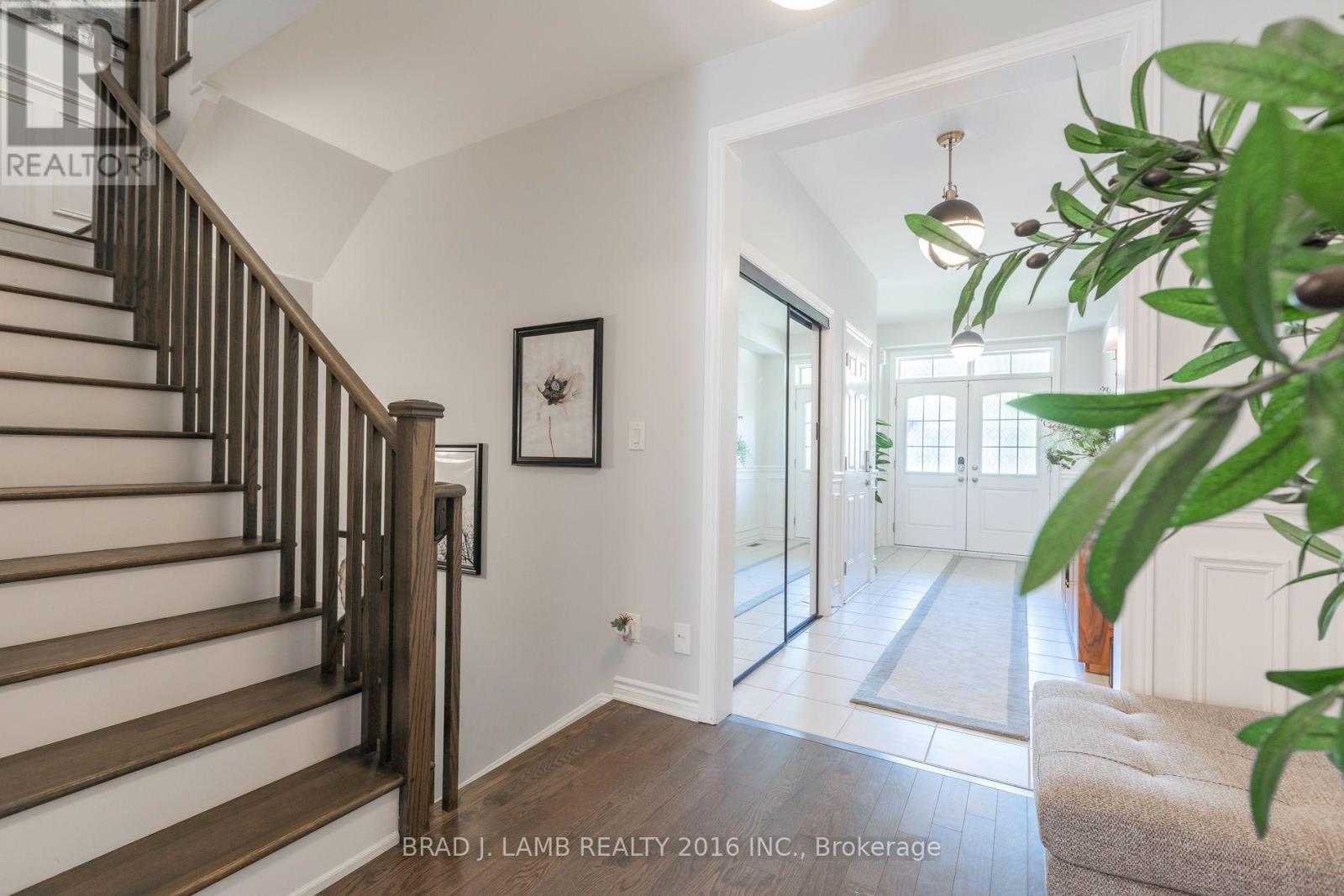 57 Sutcliffe Drive, Whitby, ON