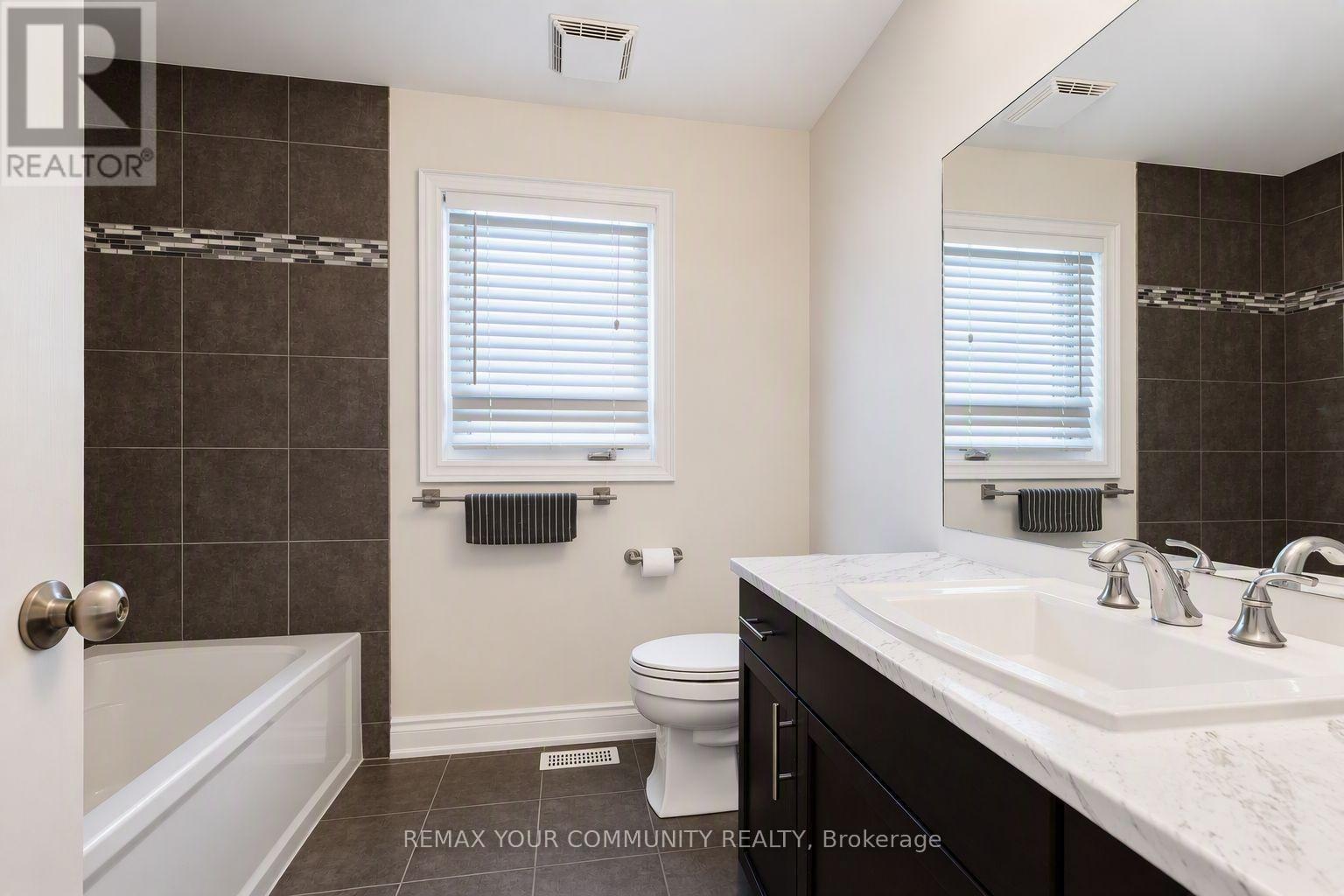 62 Jewel House Lane, Barrie, ON