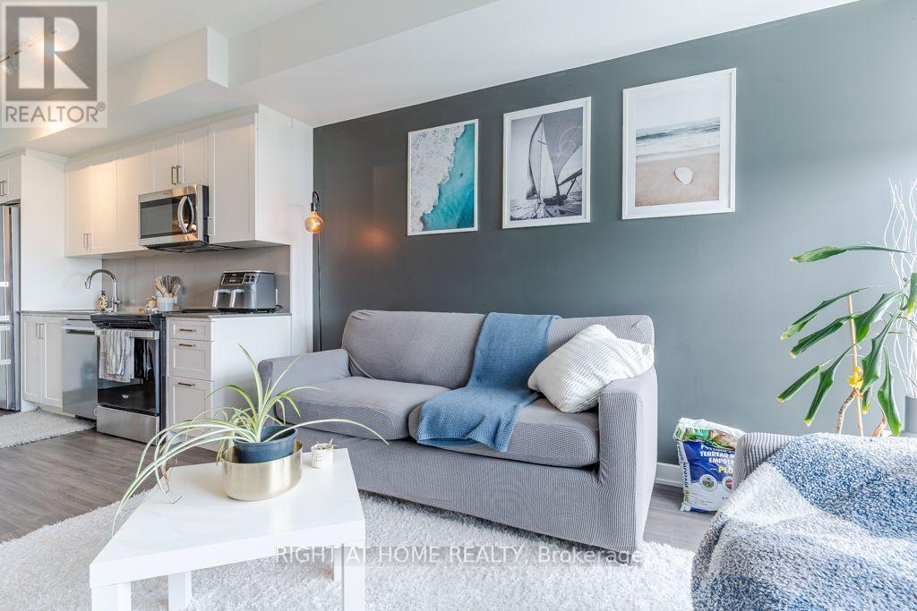 409 - 681 Yonge Street, Barrie, ON