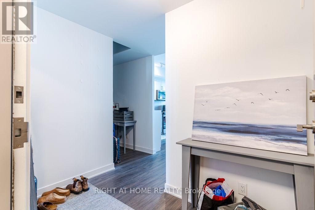 409 - 681 Yonge Street, Barrie, ON