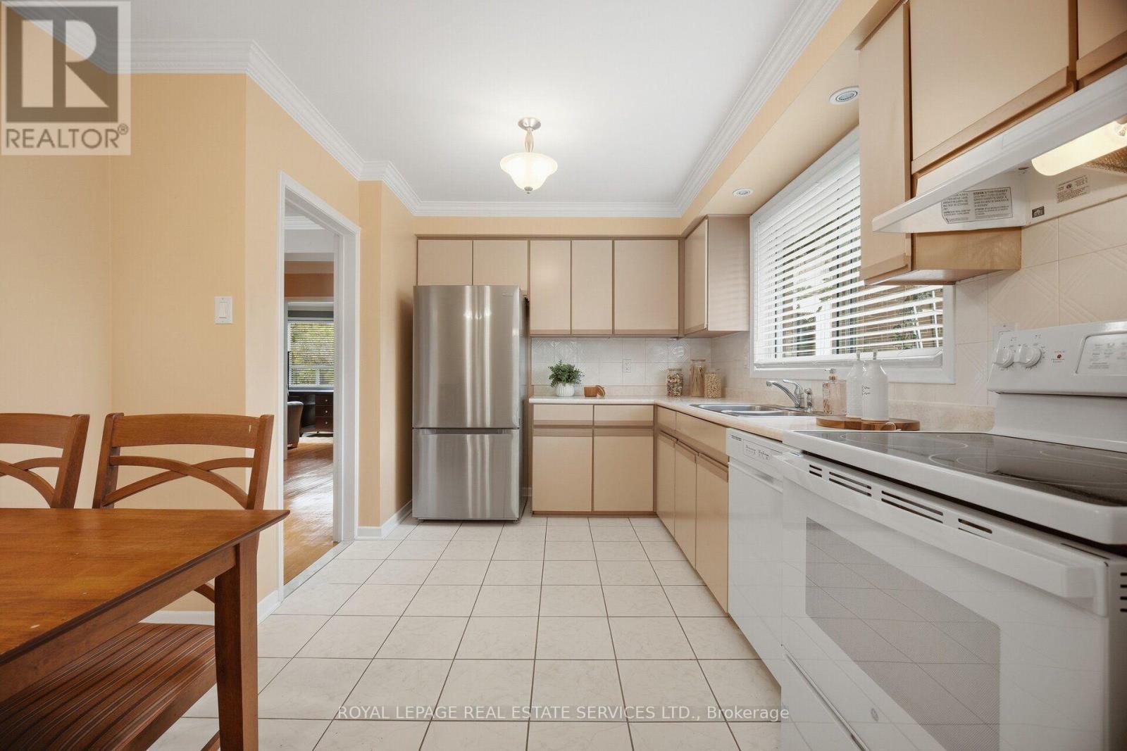 1434 Thorndyke Crescent, Mississauga, ON