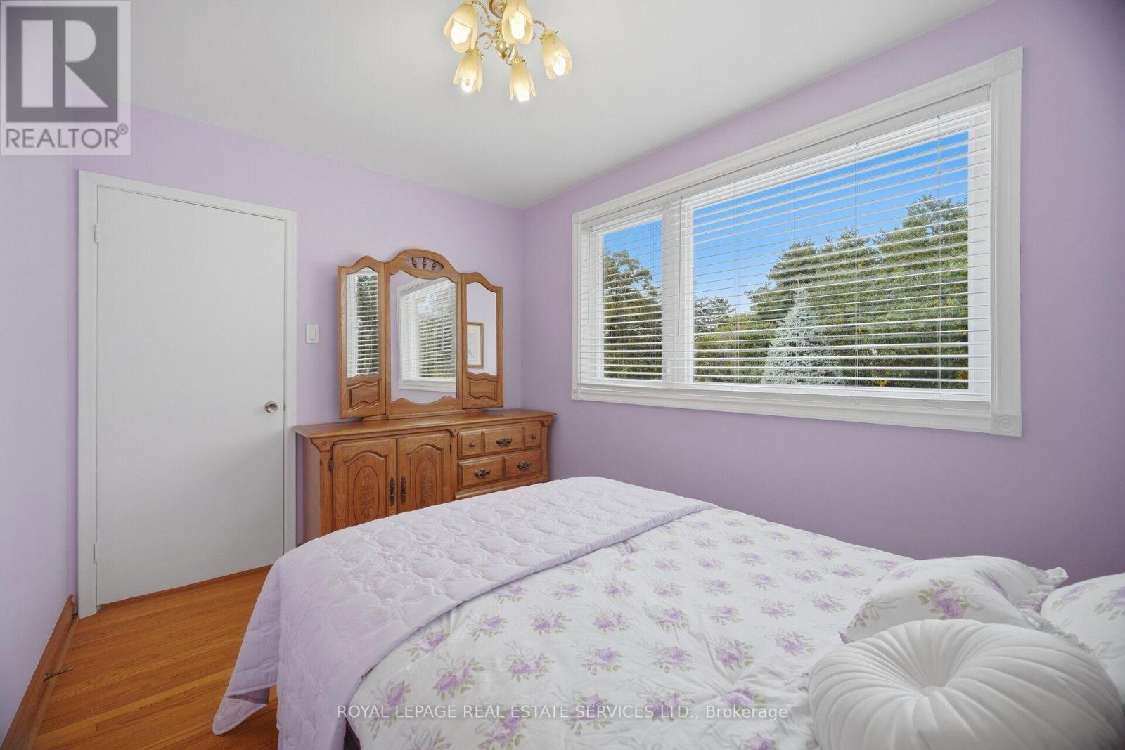 1434 Thorndyke Crescent, Mississauga, ON