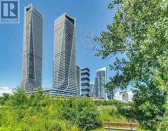 5002 - 30 SHORE BREEZE DRIVE Toronto, ON M8V 1A1