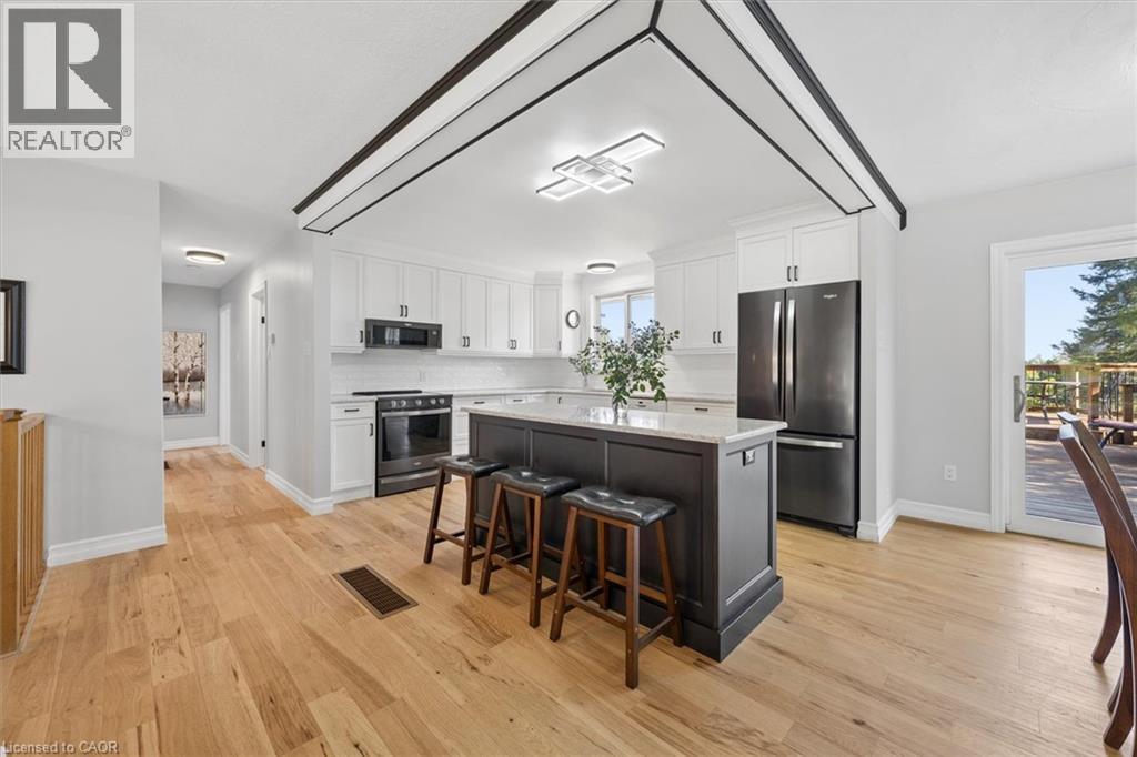 210 Patricia Crescent, Selwyn, ON