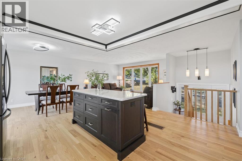210 Patricia Crescent, Selwyn, ON