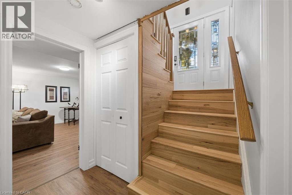 210 Patricia Crescent, Selwyn, ON
