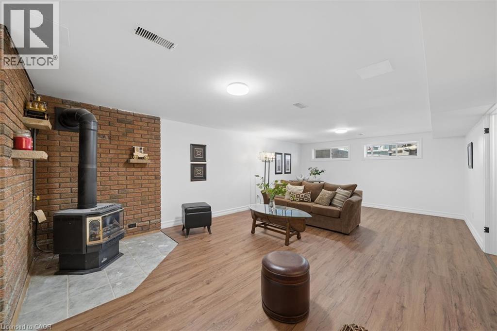 210 Patricia Crescent, Selwyn, ON