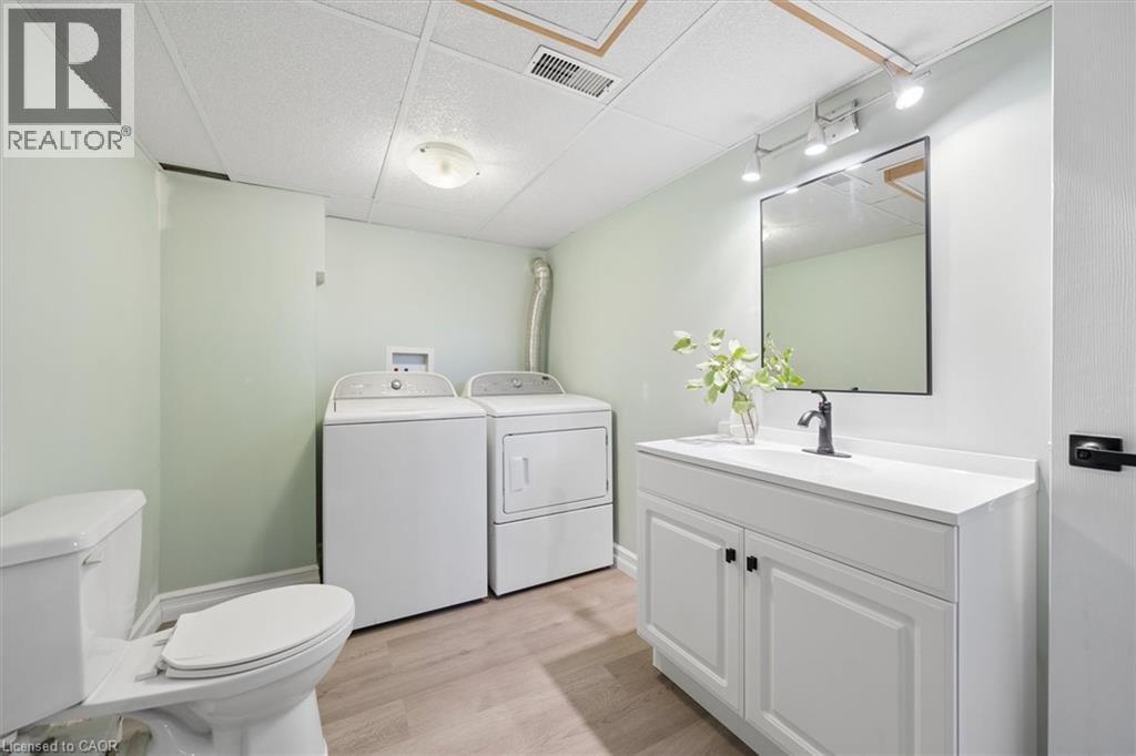 210 Patricia Crescent, Selwyn, ON